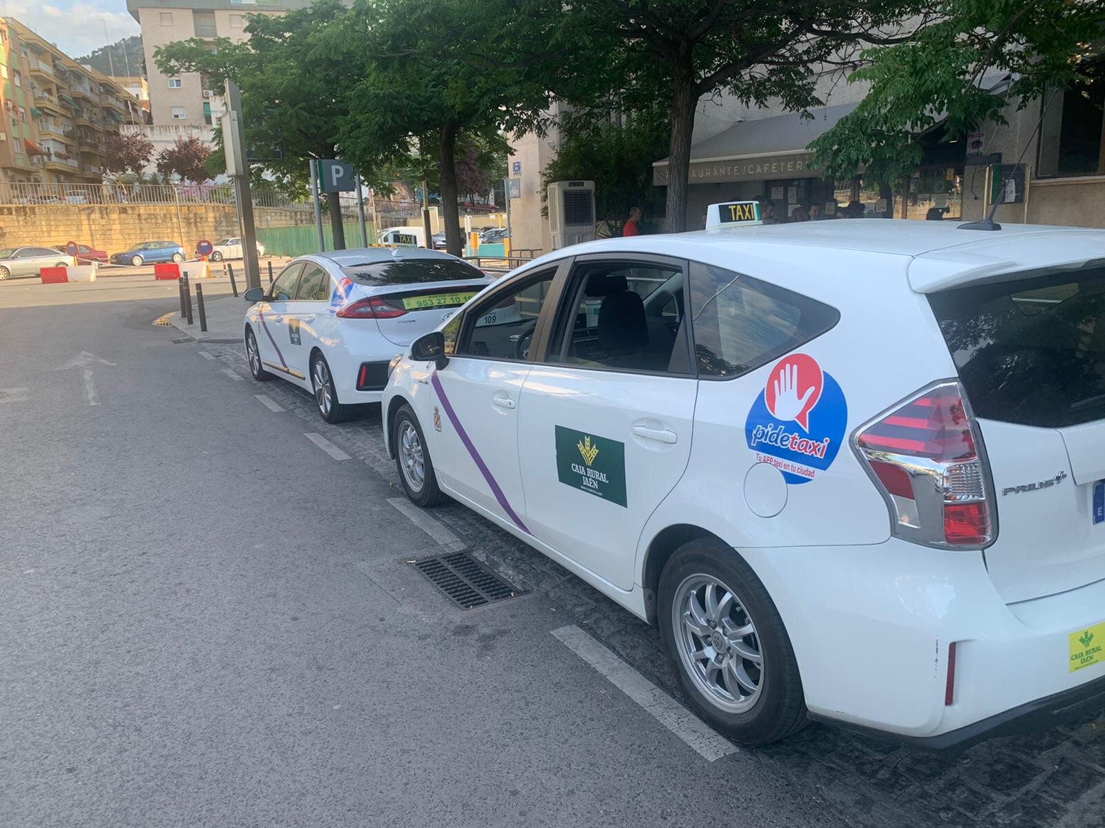 Taxistas anuncian un paro de dos horas tras la agresión a un conductor