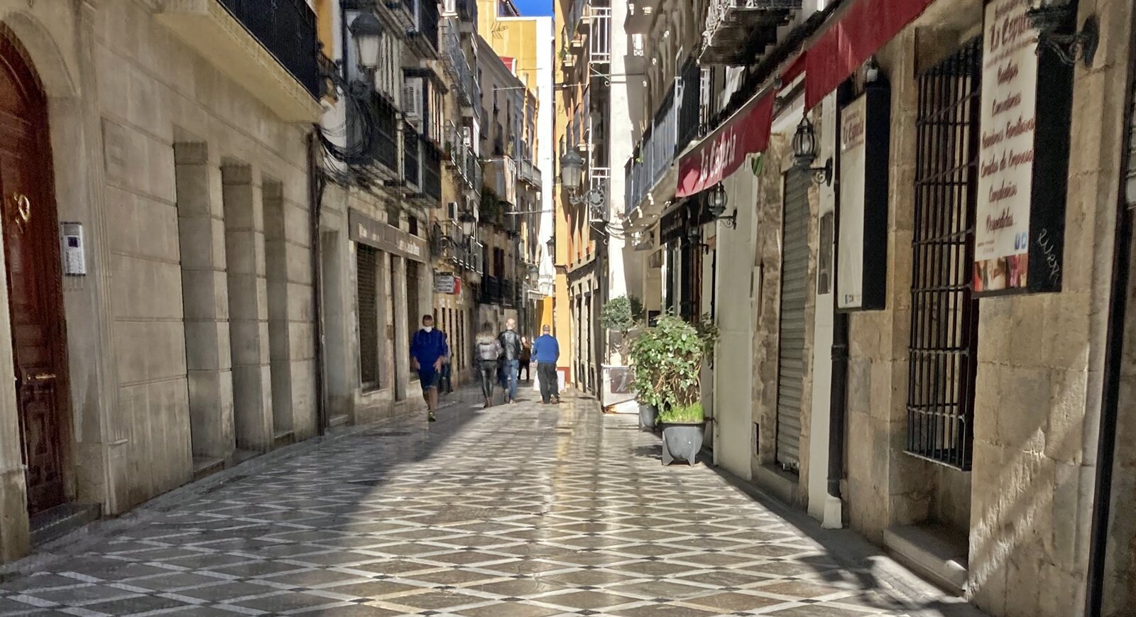 La calle Maestra en un poema de Felipe Molina Verdejo