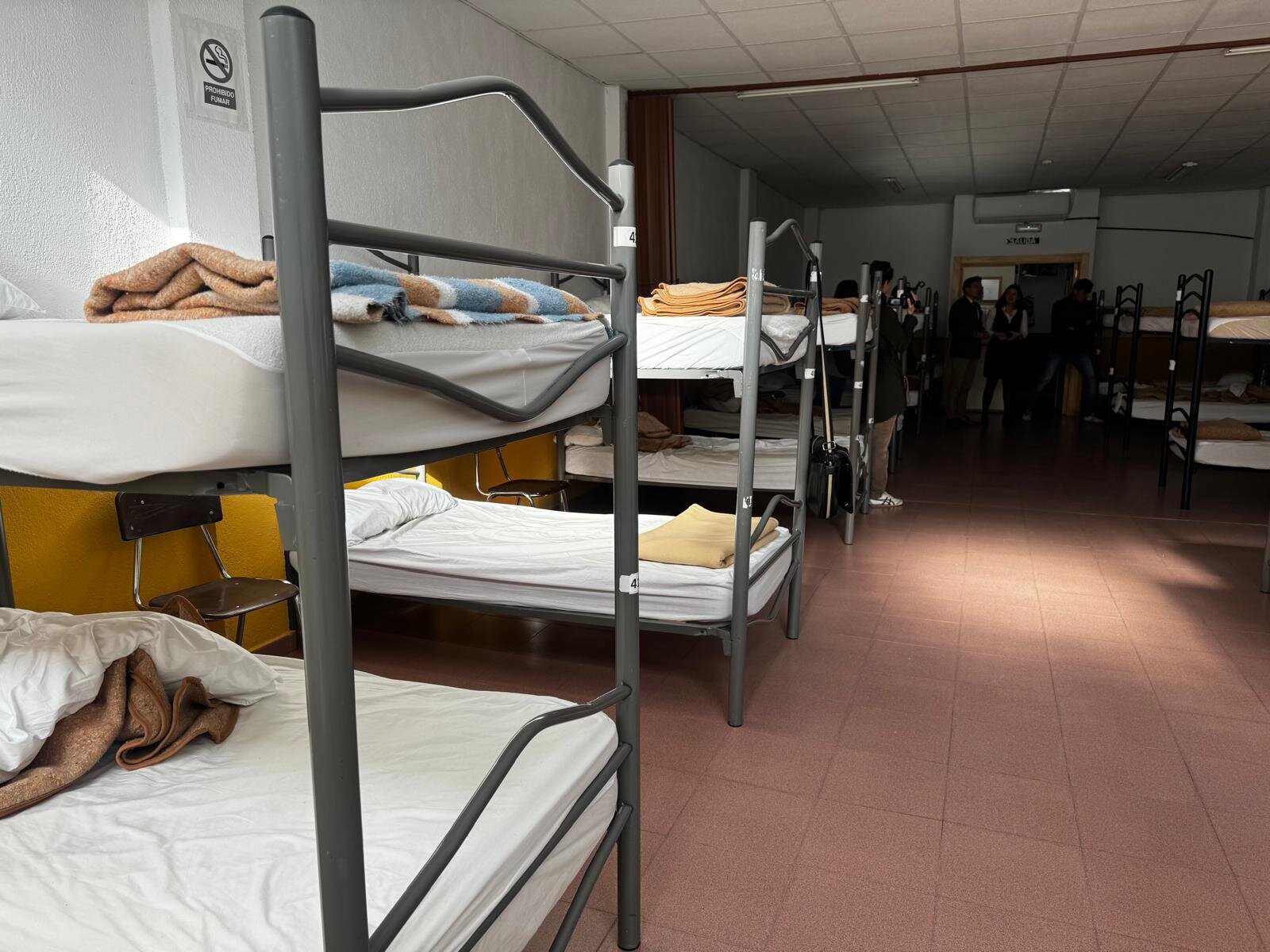 Ocho cierres dejan a la mitad la red de albergues para temporeros 