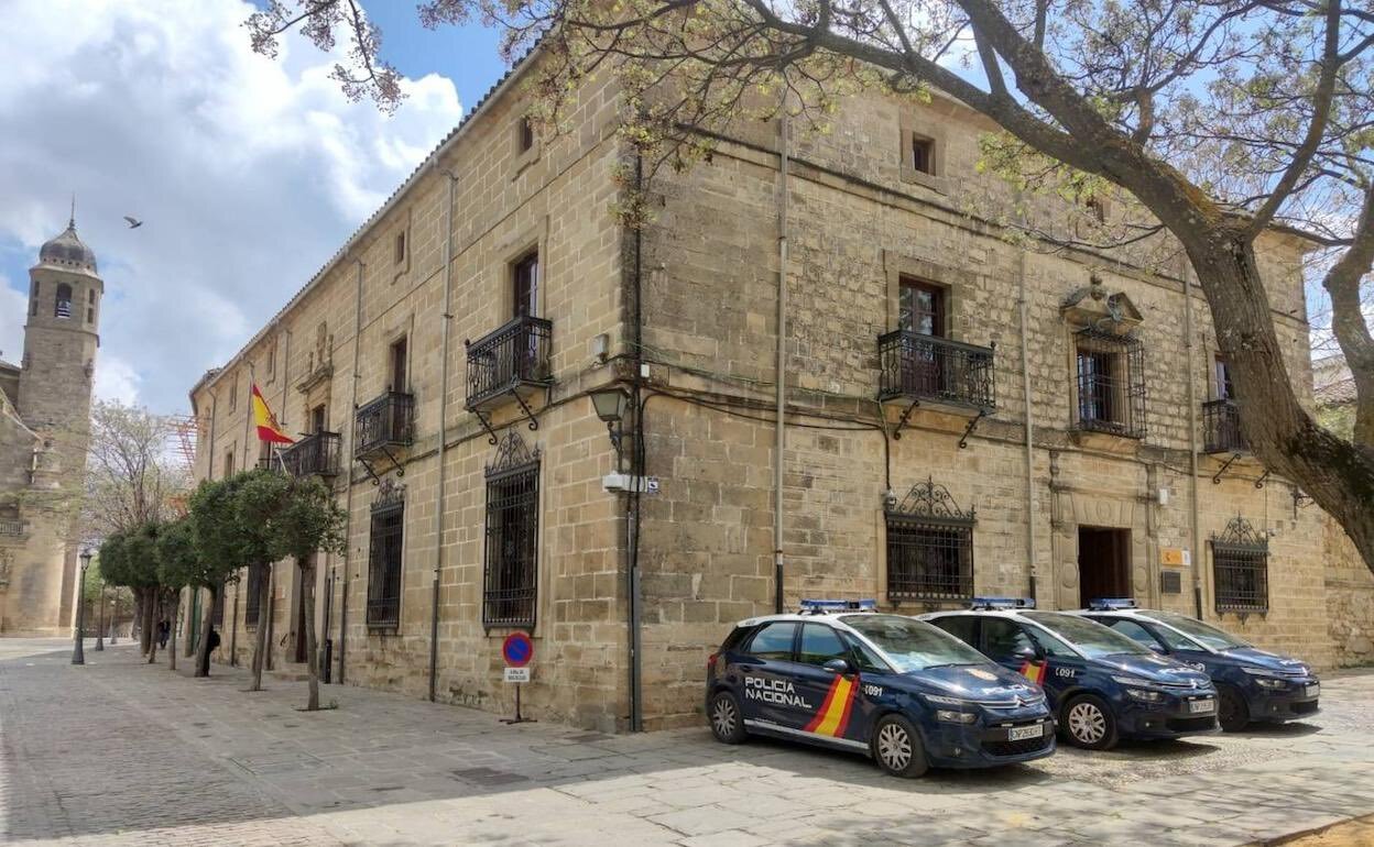Interviene más de un kilo de cocaína y detiene a tres personas en un control