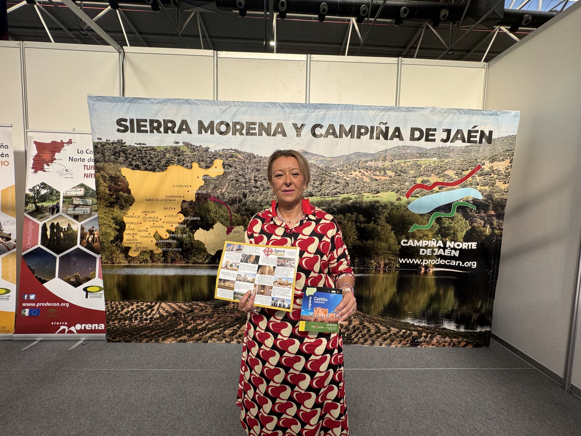 La alcaldesa de Lopera denuncia amenazas tras suspender las licencias para plantas fotovoltaicas