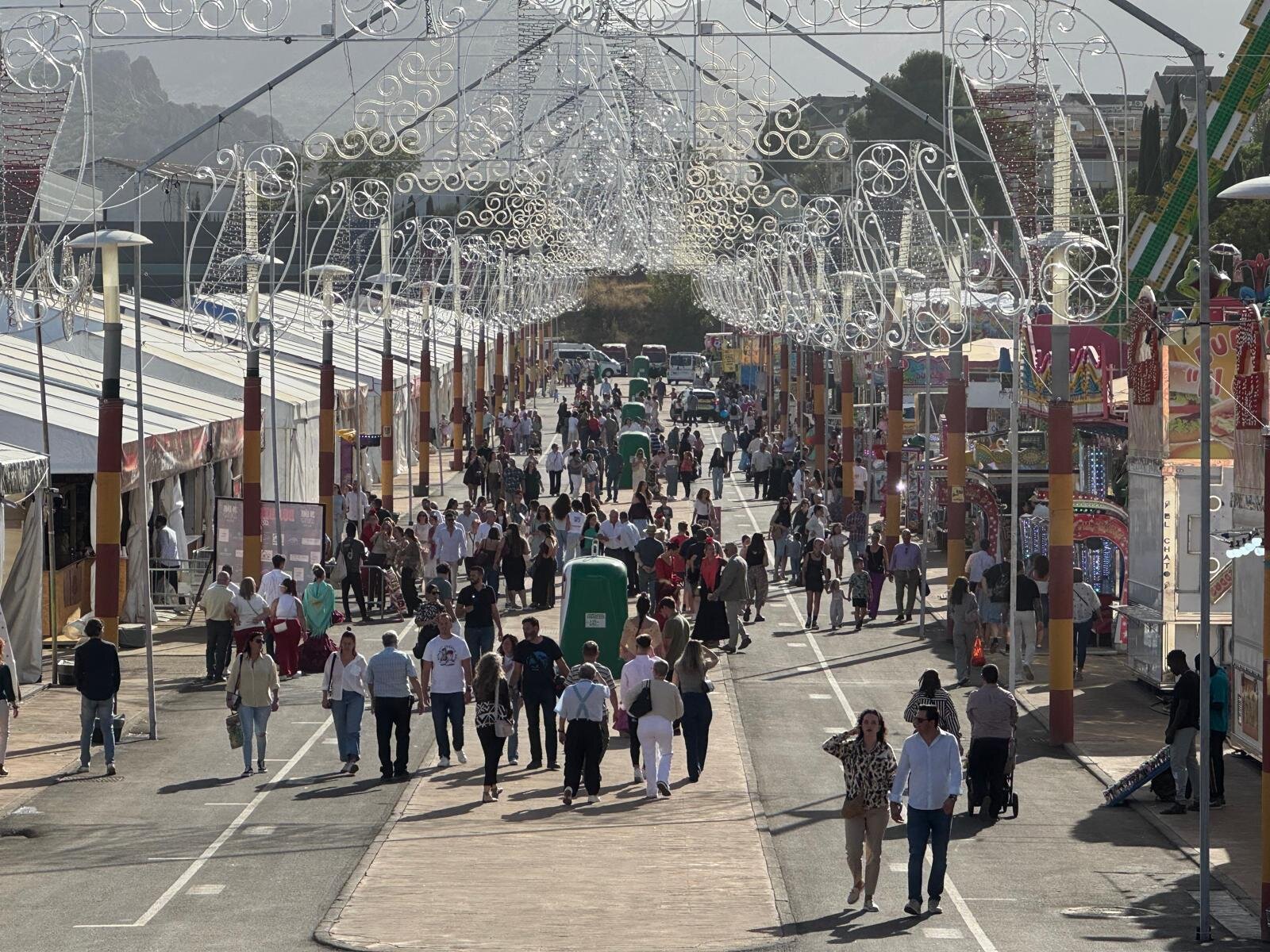 Dos heridos y dos detenidos tras una pelea en una caseta de la Feria de San Lucas