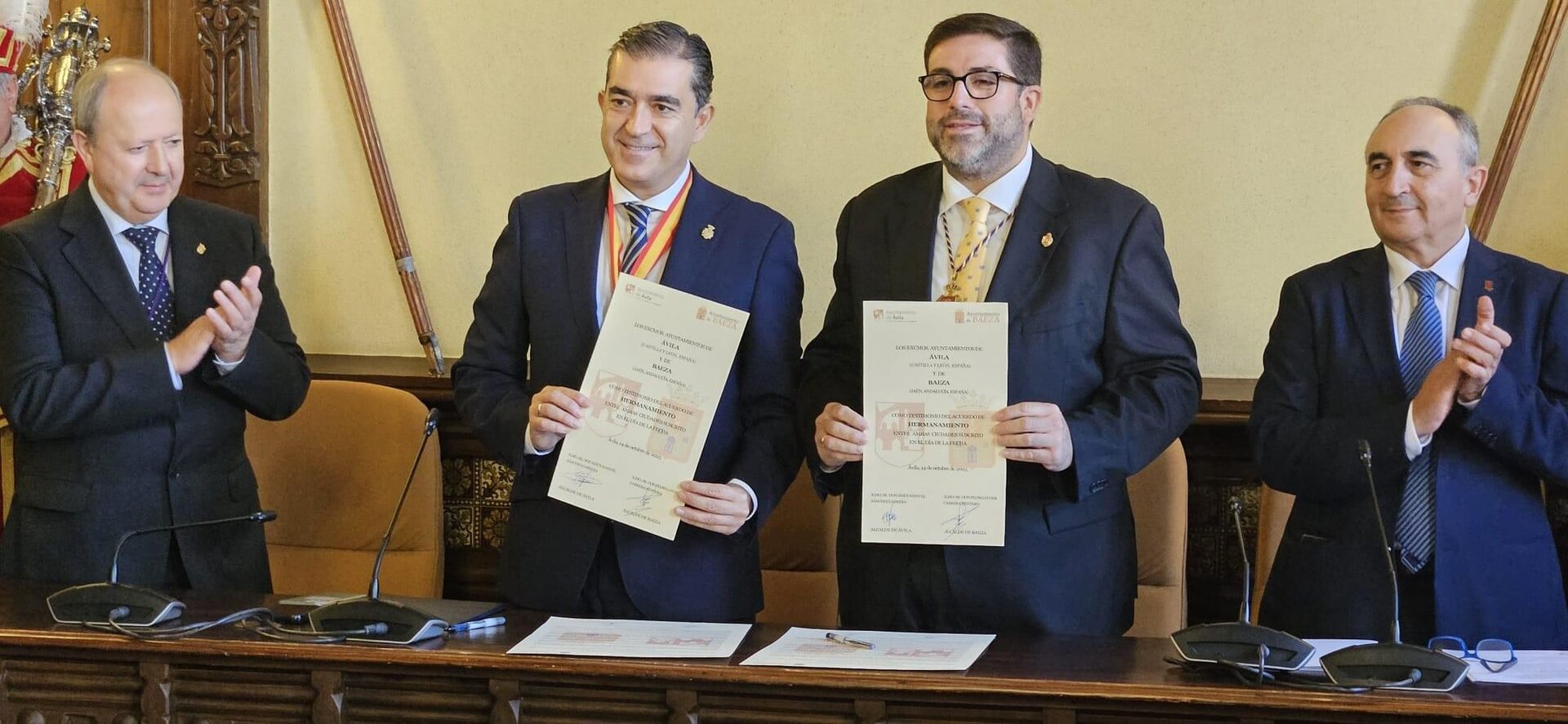 Ávila y Baeza sellarán su hermanamiento en la ciudad de Machado