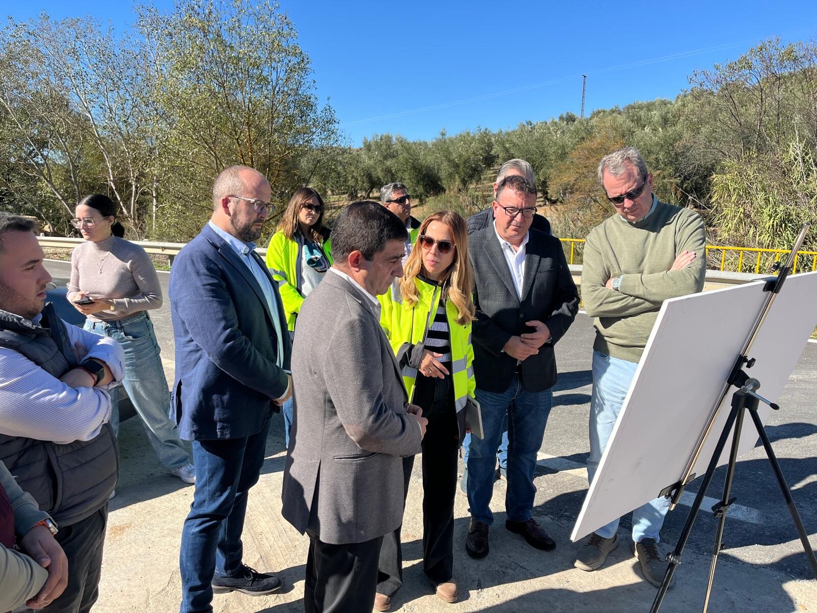 Un millón de euros para mejorar la vía que une Castillo de Locubín con Fuensanta de Martos
