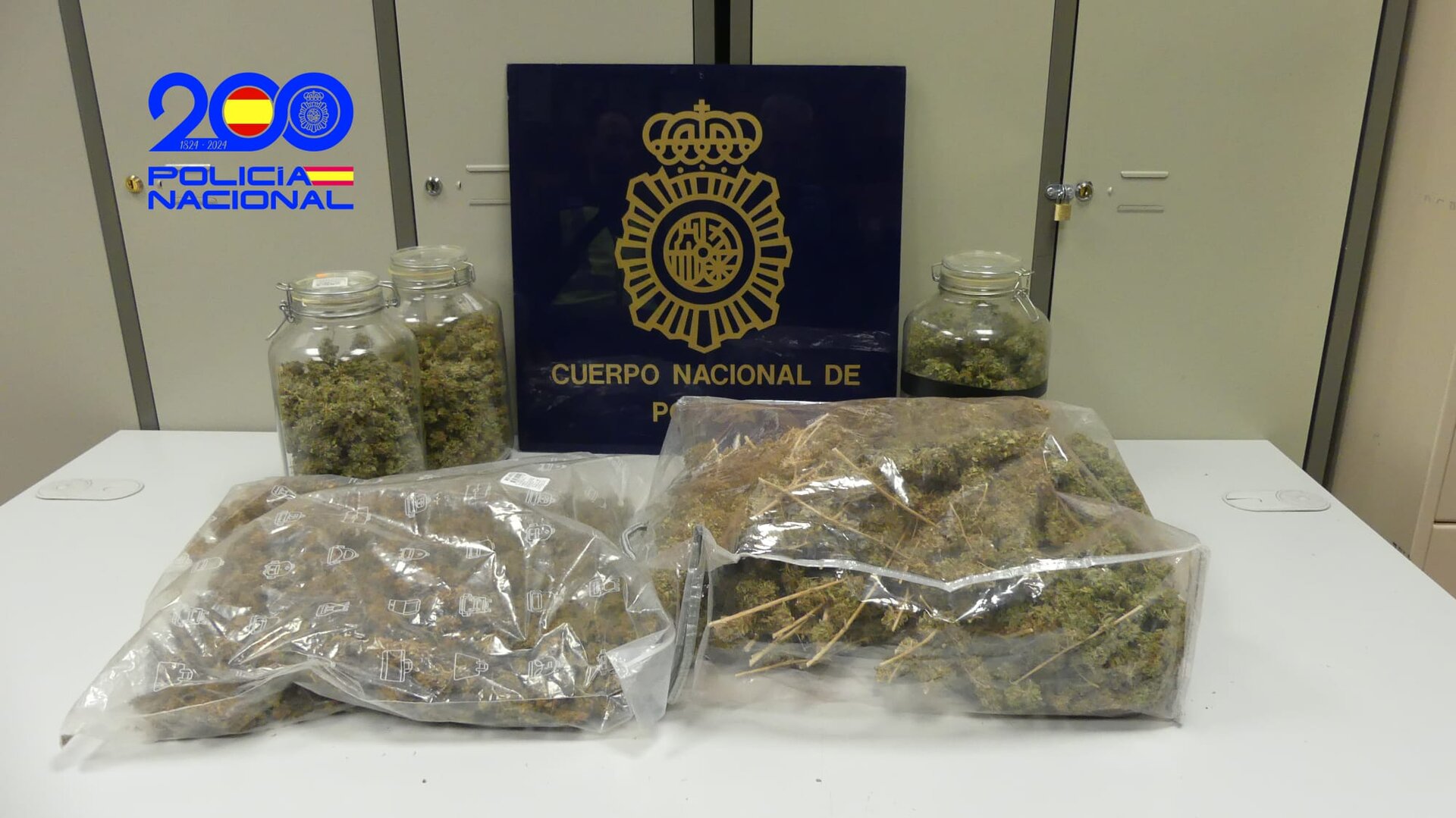 Pillado con dos kilos de marihuana en su vivienda en Andújar