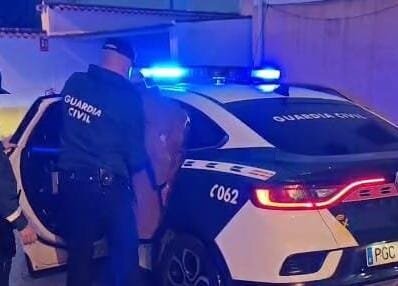 Doble detención por robos en el interior de coches en Martos