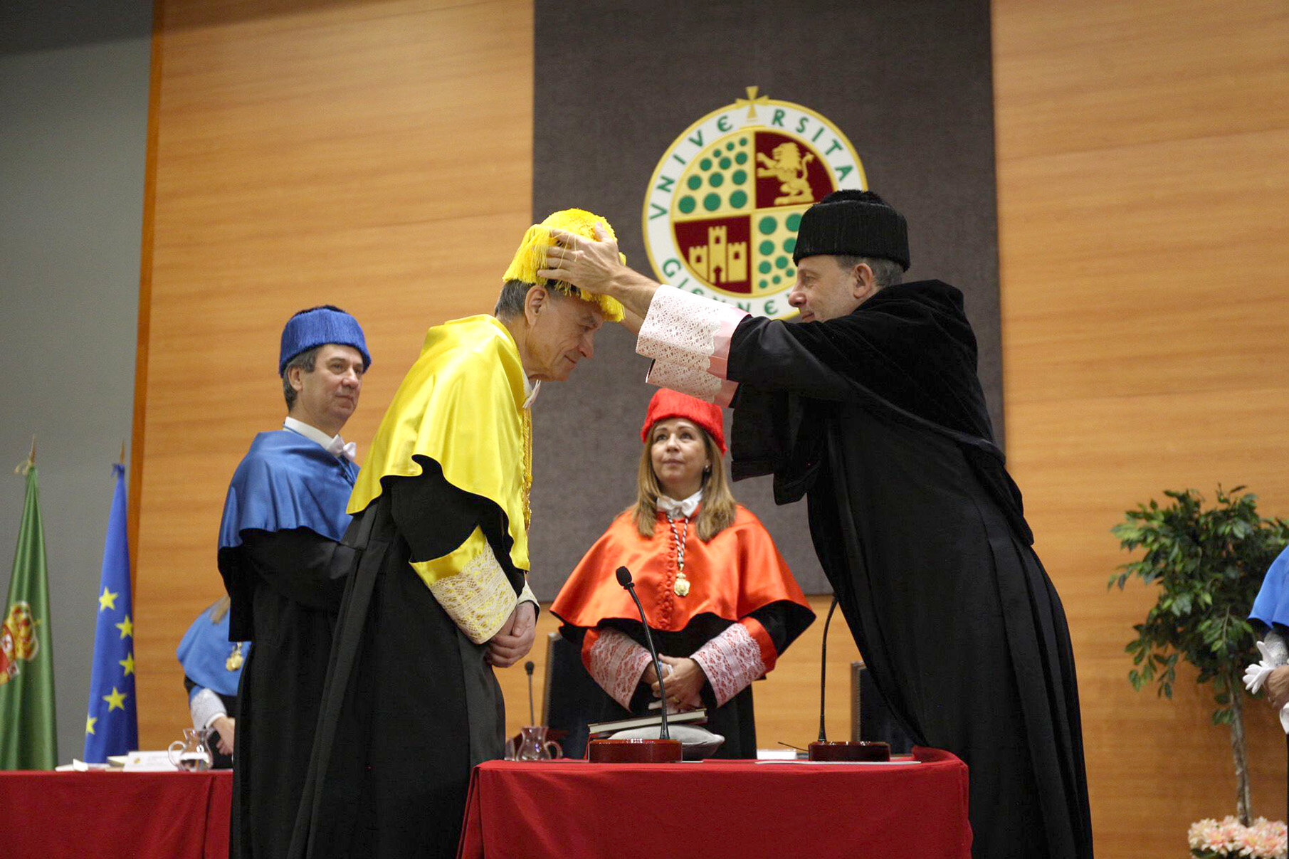 Jaén reconoce al Nobel Thomas C. Südhof con dos de sus máximas distinciones académicas