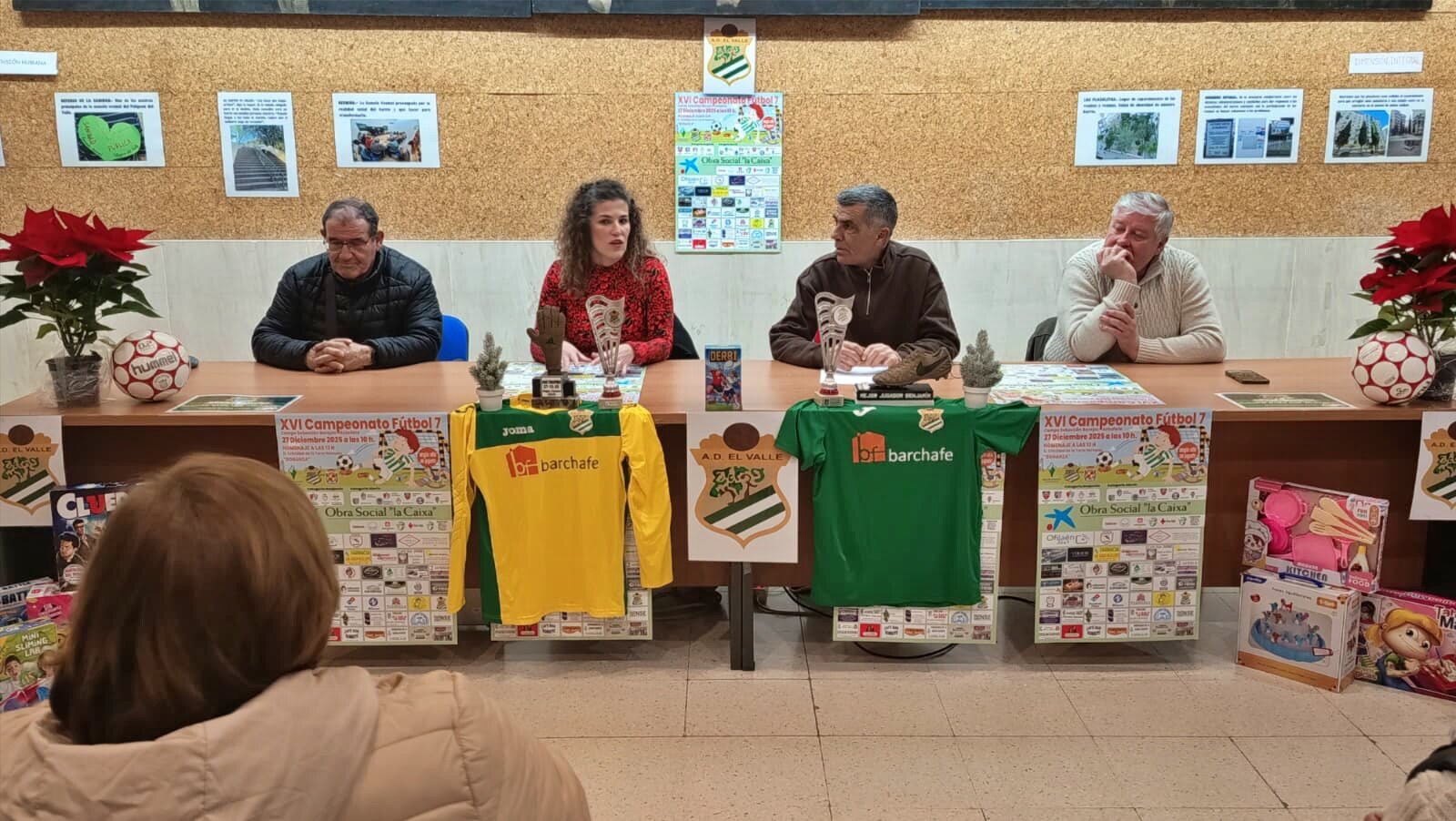 El fútbol base se une a la solidaridad en el XVI Campeonato Navideño de Fútbol 7