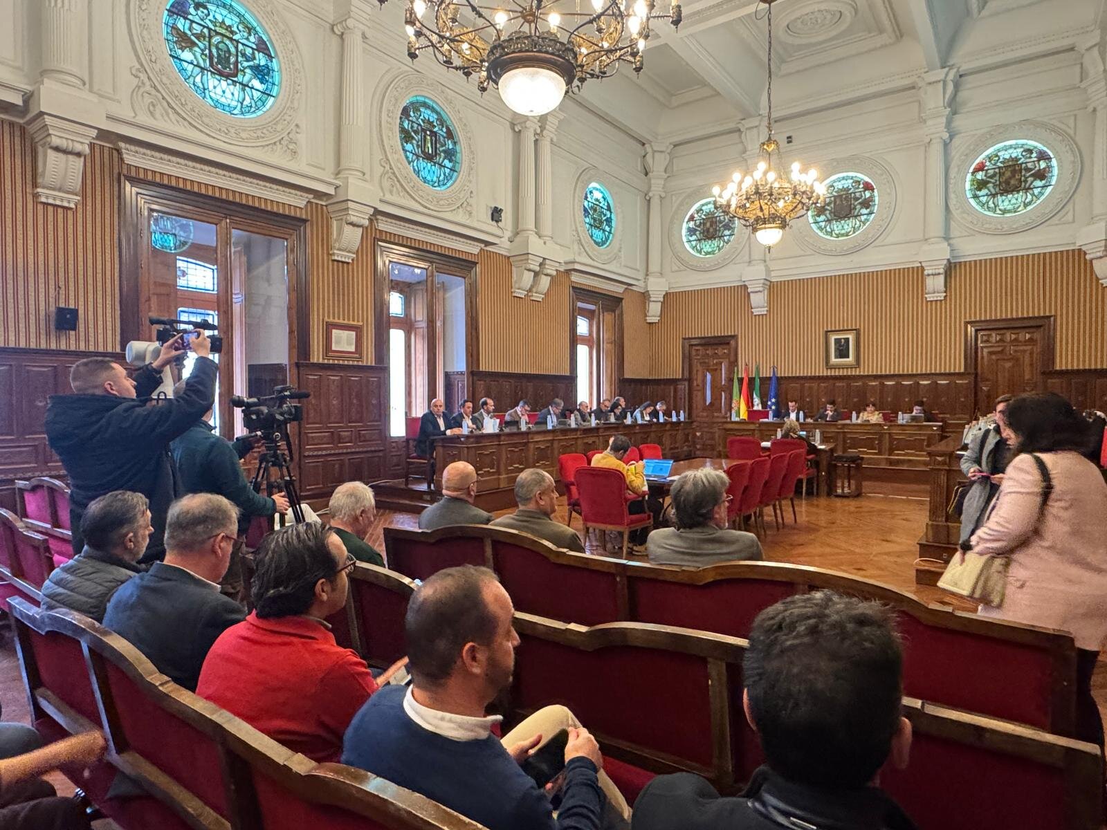 Jaén se debate entre el optimismo de la Diputación y las críticas del PP