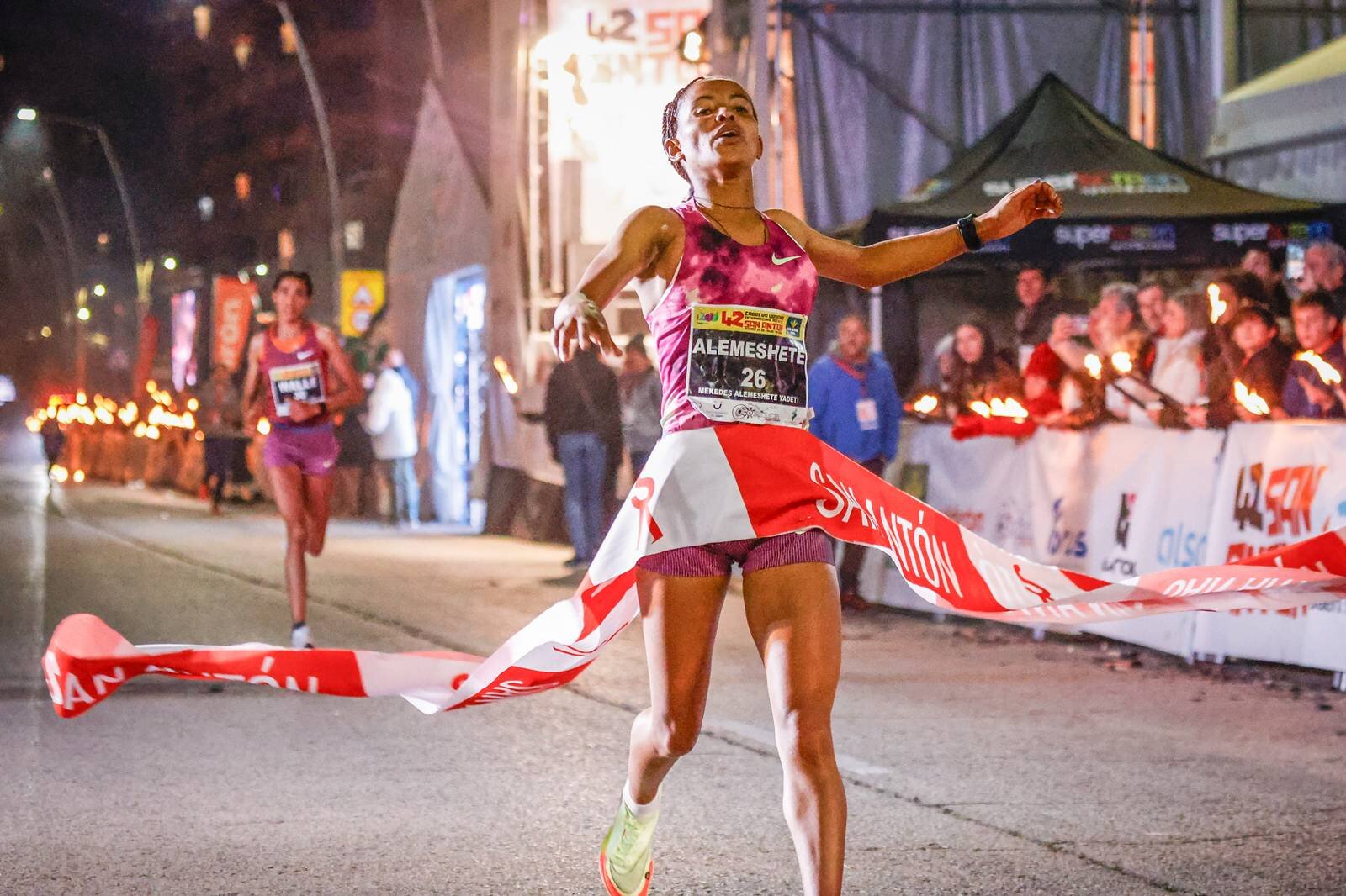 Alemeshete y El Bakkali lideran una San Antón de récord