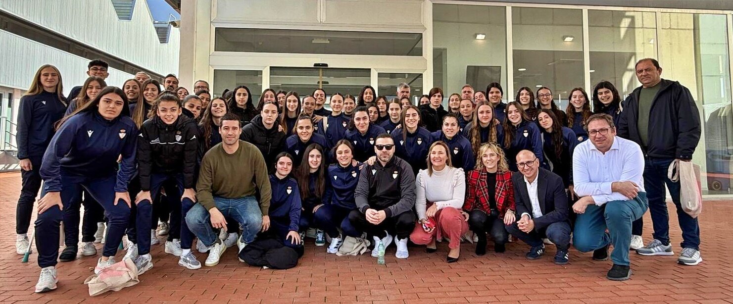 La inserción laboral de las jugadoras del Real Jaén, más fácil con Macrosad