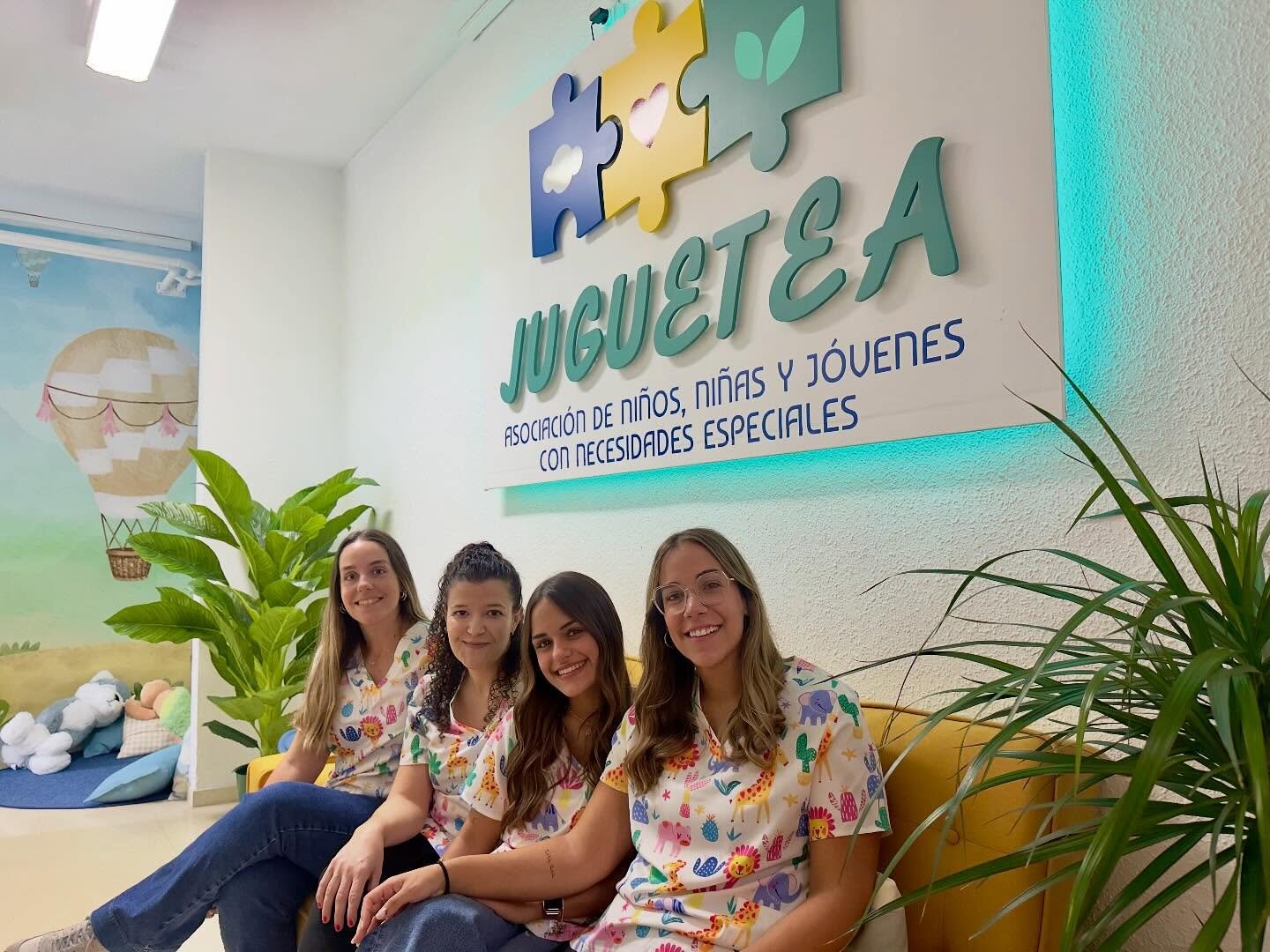 "JugueTea agradece a Villacarrillo todo lo que hace por estos niños"