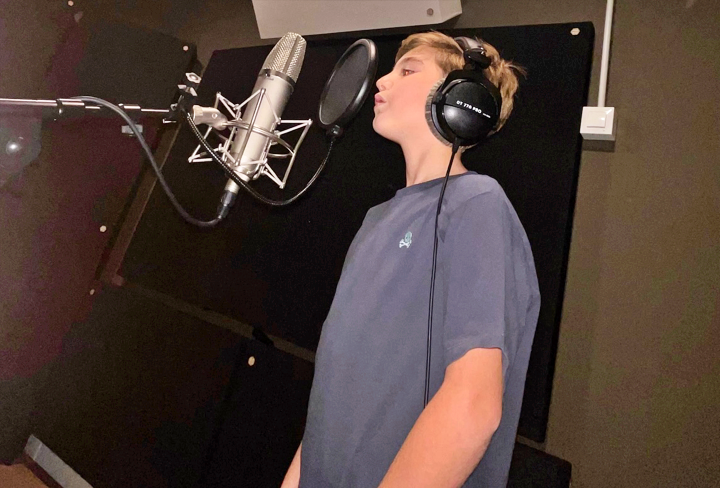 El jiennense Lucas Paulano estrena su primer single como artista