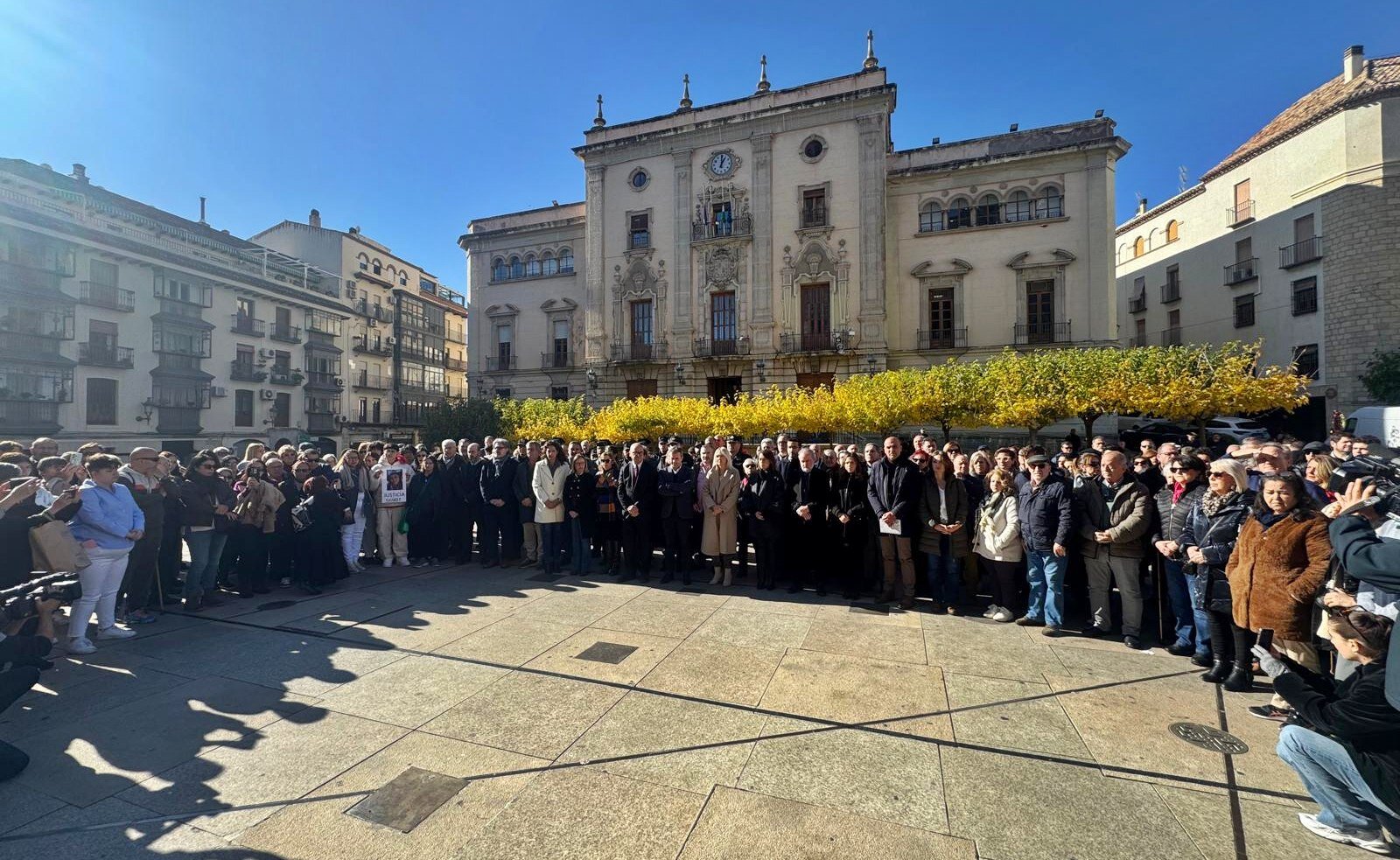 Jaén, rota por la muerte de dos adolescentes: dolor, preguntas y una ciudad en silencio
