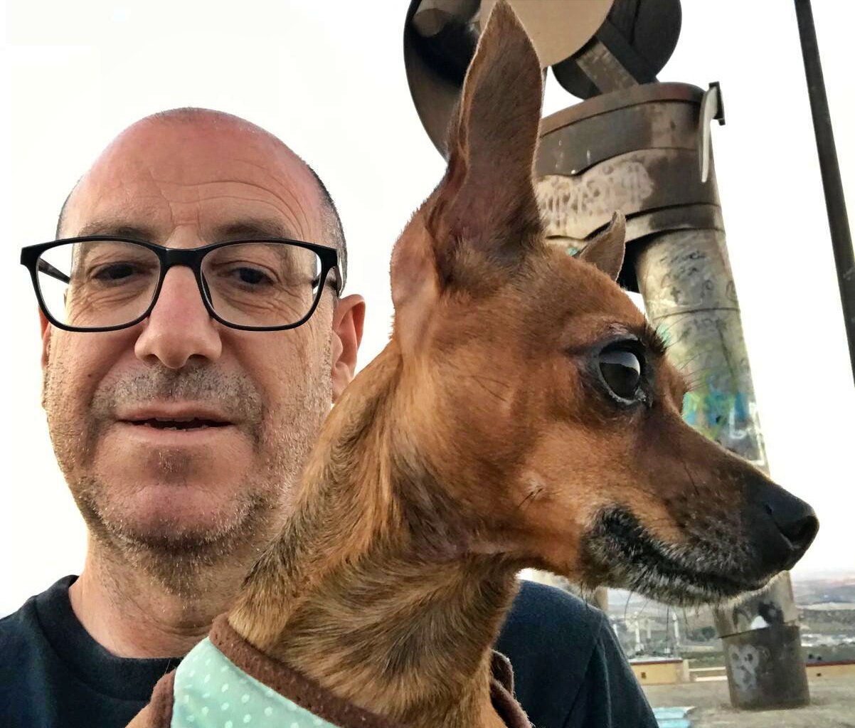 Un vecino desalojado de la calle Unicef: "Estaremos fuera del bloque hasta el viernes como mínimo"