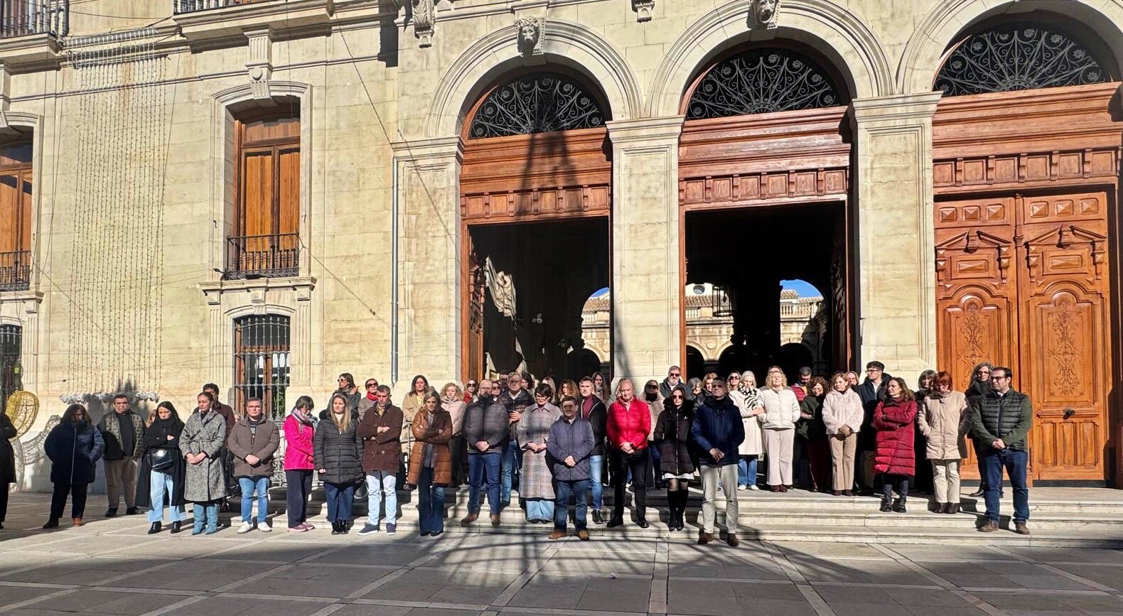Silencio en Jaén por la tragedia en Córdoba que ya cuenta con 40 fallecidos