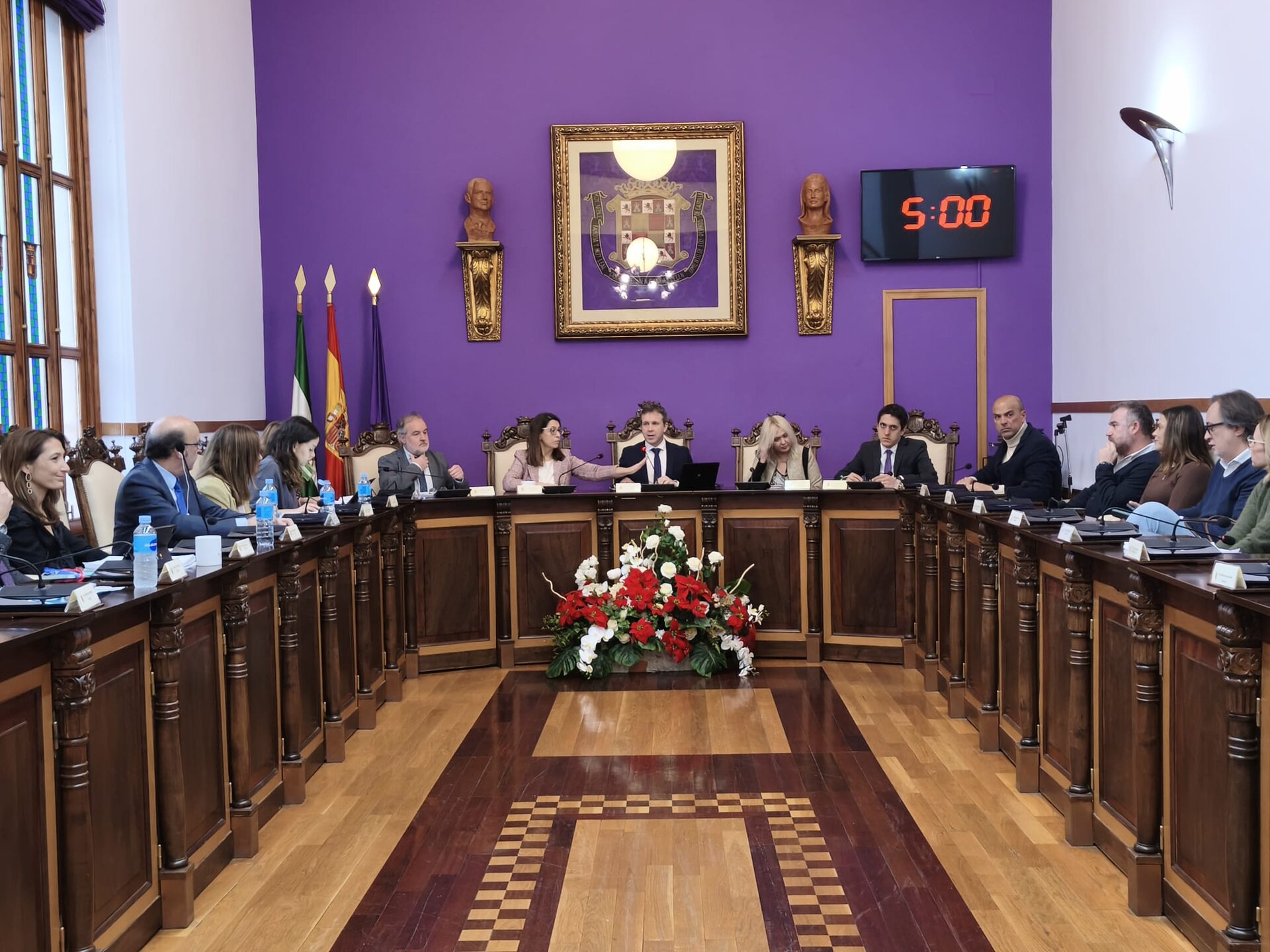 Jaén aprueba sus primeros presupuestos en nueve años en medio de la tensión política