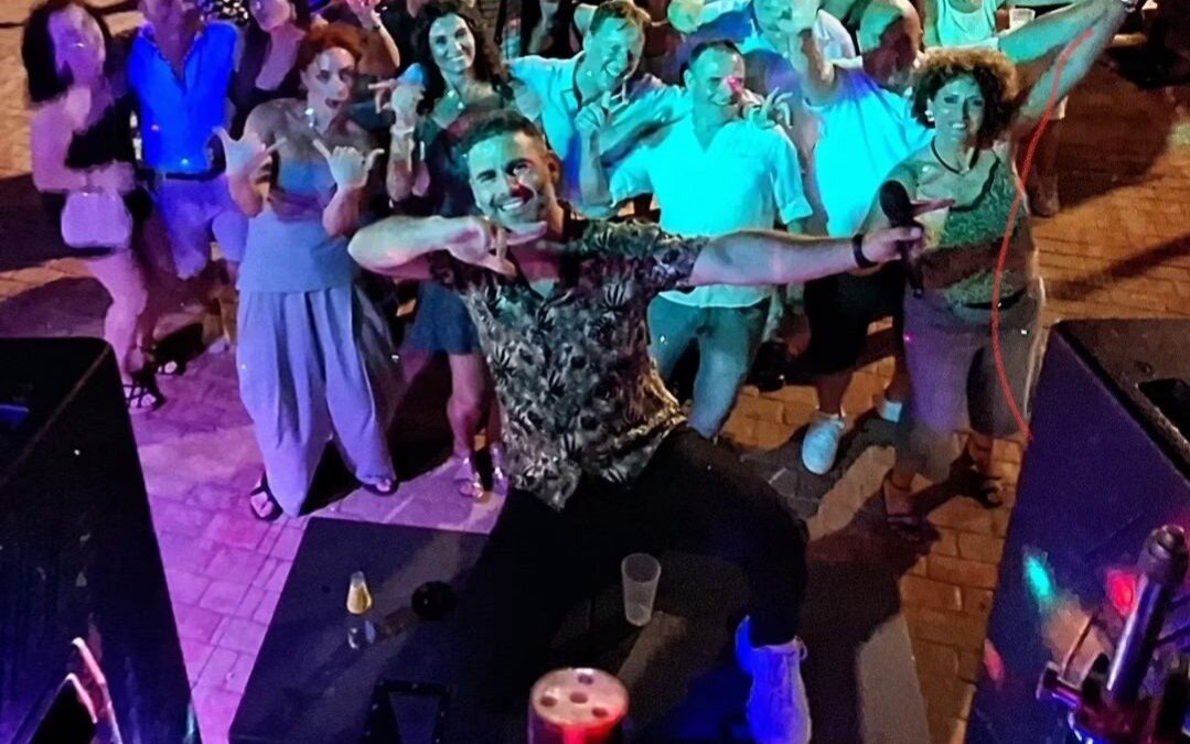 "Vale más ser peor artista y dar buen rollo, que cantar bien y no darse al público"