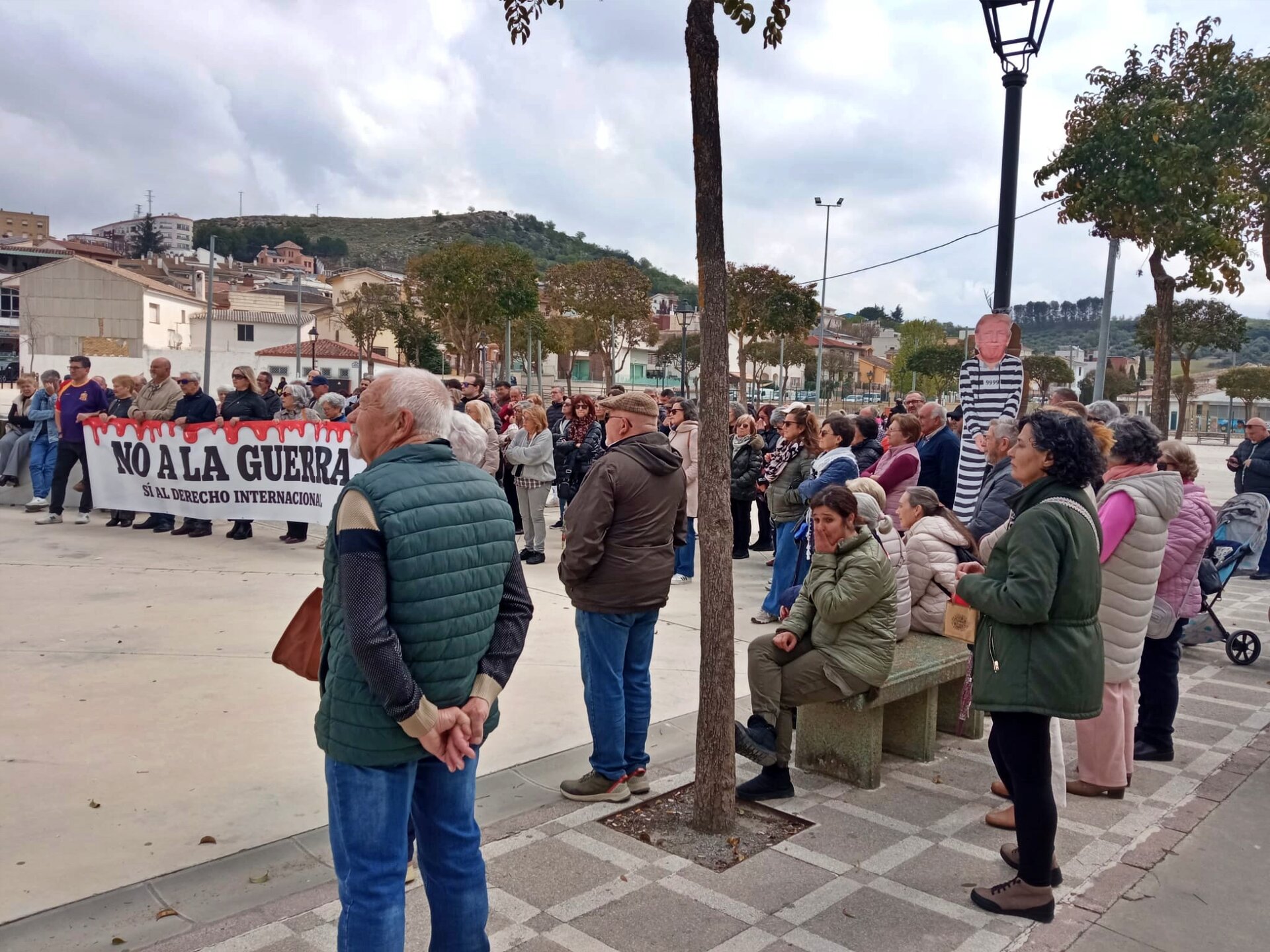 El "No a la guerra" gana voces en la provincia con protestas en las calles