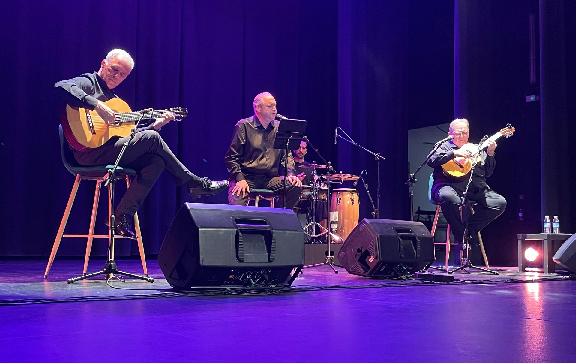 El Teatro Darymelia se llena en el concierto solidario ‘Bolero a tres’