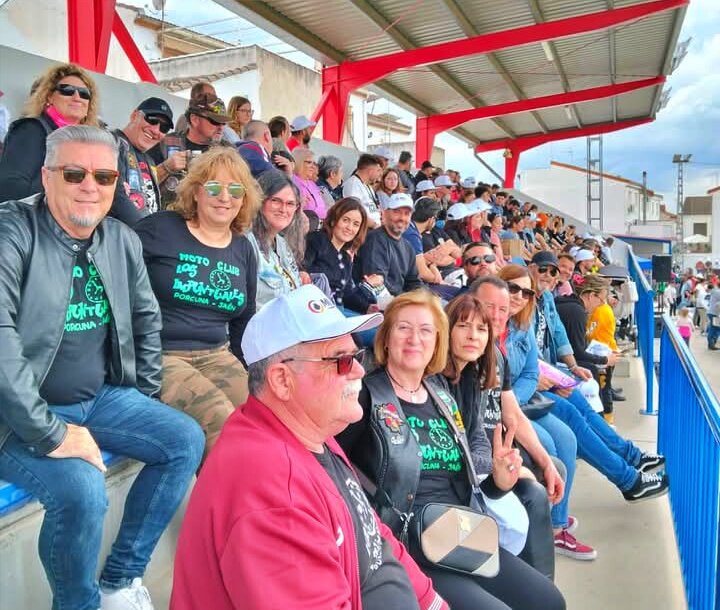 Exjugadores del Betis ayudarán a una menor de Linares con una enfermedad rara