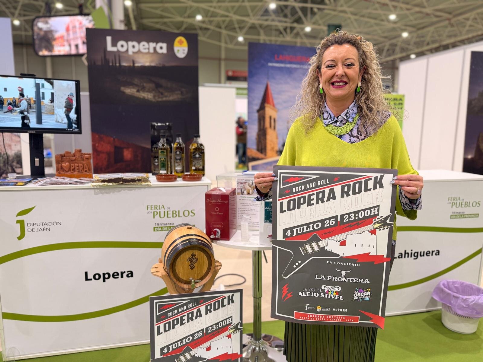 Lopera suena a rock y memoria en la Feria de los Pueblos