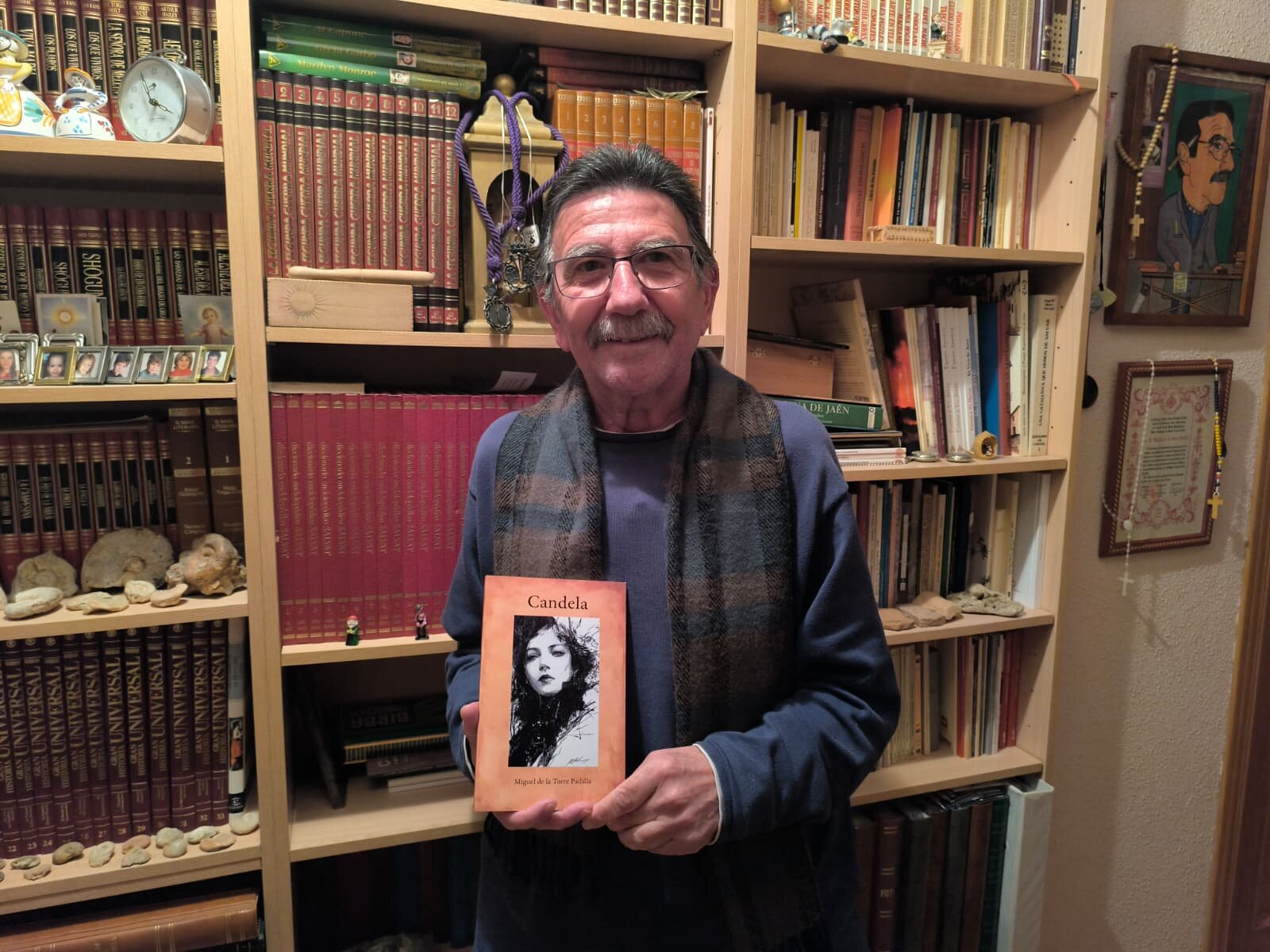 "Me gusta llegar al corazón, que mi poesía la entienda todo el mundo"