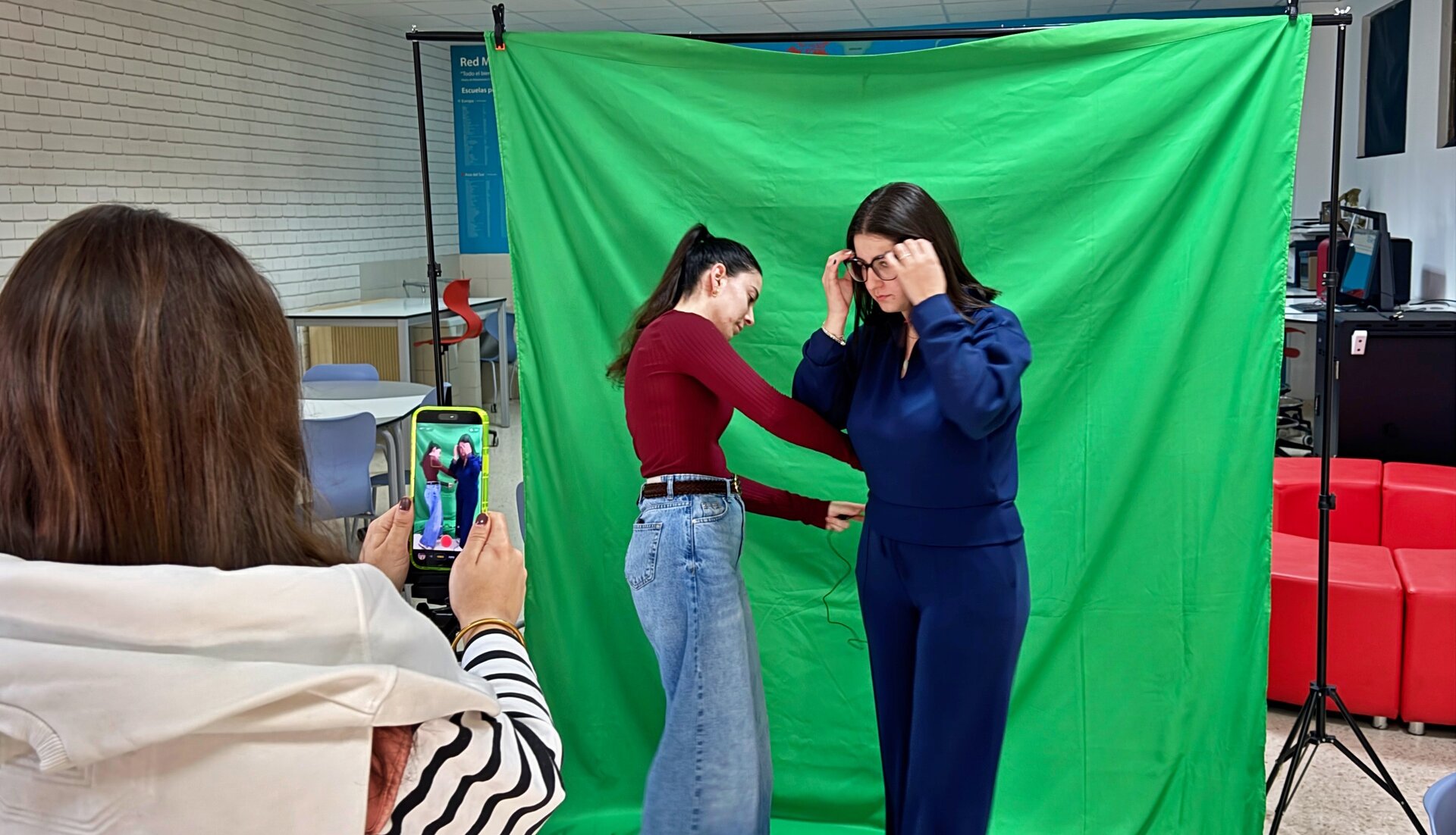 Aprender a usar la IA en casa: así funciona la Escuela Virtual de Familias de Úbeda