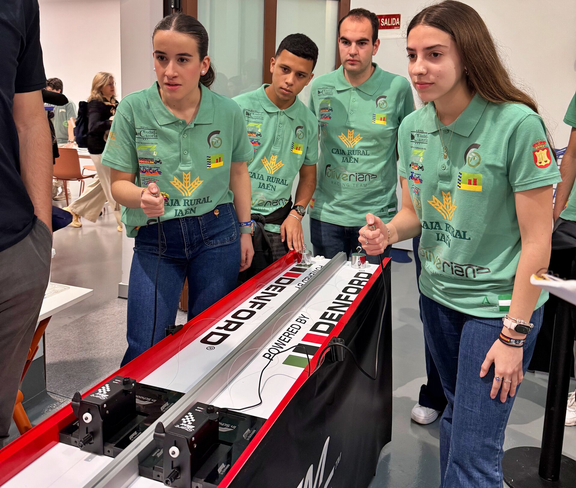 Peal de Becerro y Navas de San Juan llevan la Fórmula 1 escolar a la élite andaluza