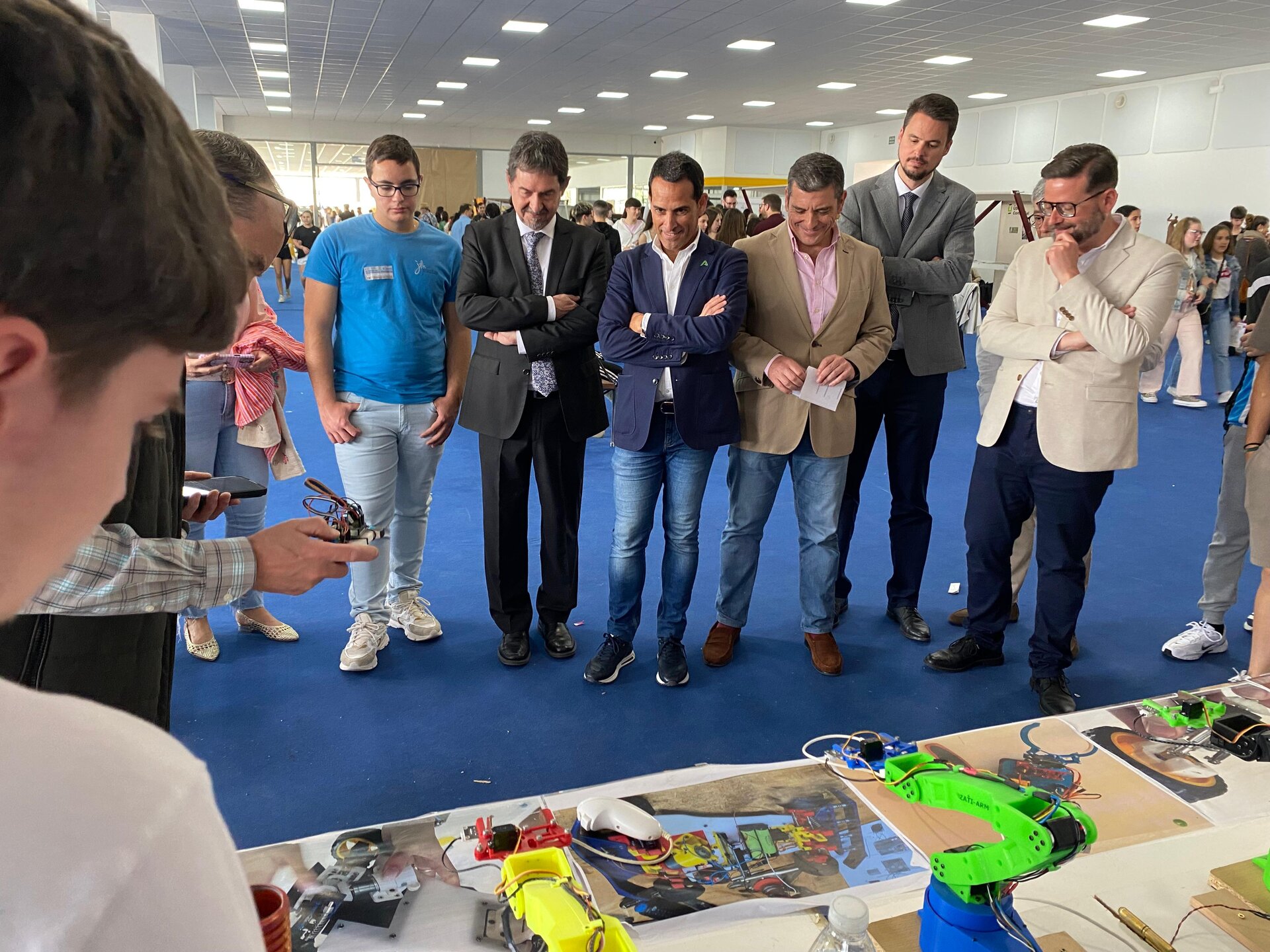 Más de 2.000 alumnos participan en la Feria de Experiencias Educativas