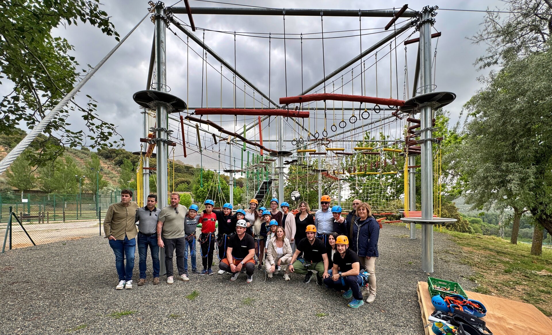 Frailes estrena el nuevo Parque Multiaventura con el impulso de emprendedores del municipio