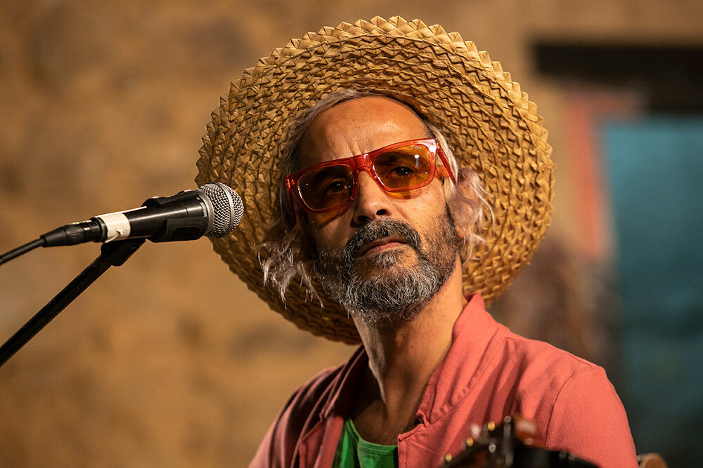 Tony Tunait anuncia su regreso discográfico con 'Buenos Aires'