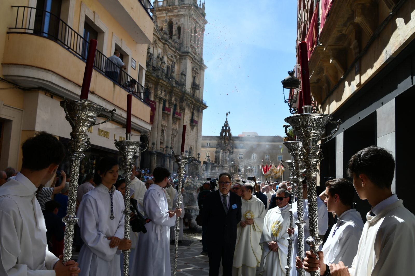 El Corpus vuelve a llenar de fe el corazón de la ciudad