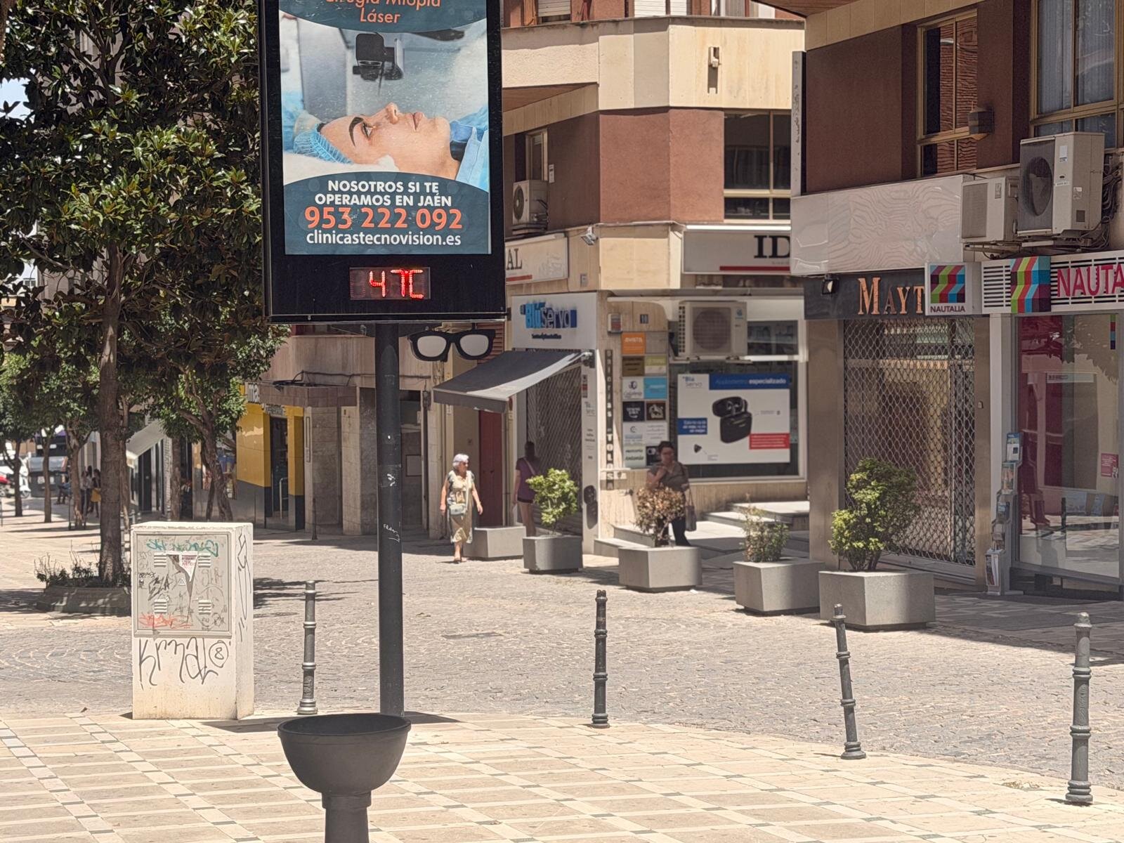 Jaén supera los 45 grados antes del aviso rojo en una jornada histórica de calor