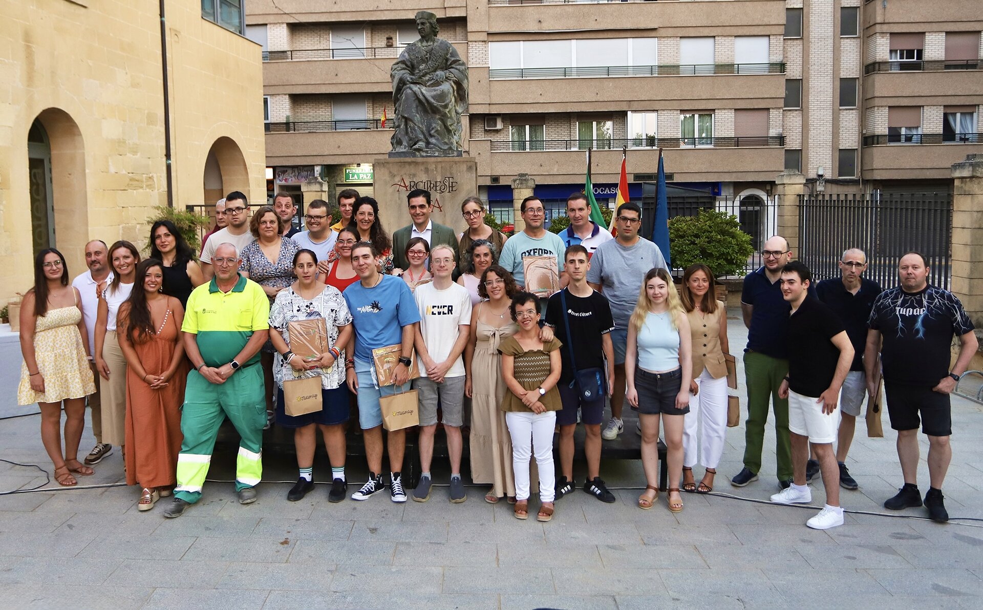 Treinta y cinco personas con discapacidad intelectual acceden a un programa pionero de empleo en Alcalá