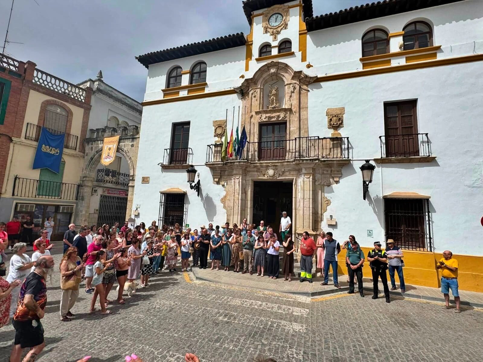 Alcaudete llora la pérdida de la mujer atacada en su domicilio