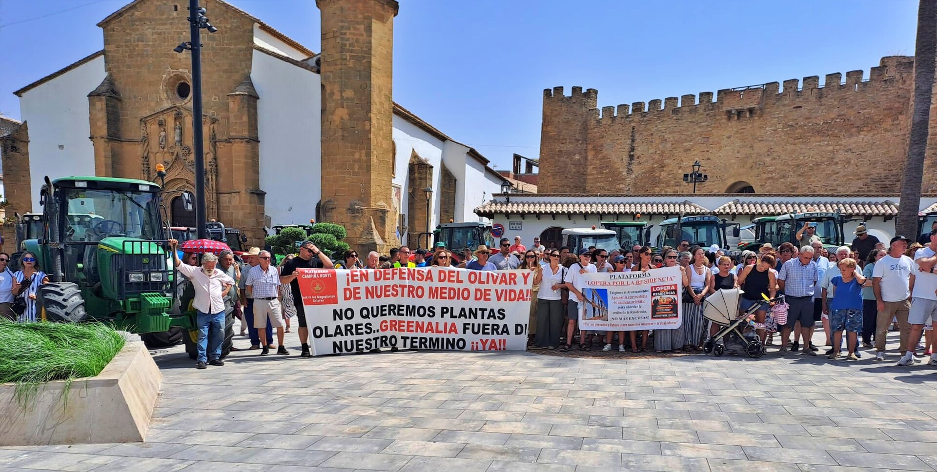 La Plataforma Campiña Norte exige la paralización de las megaplantas solares en Lopera
