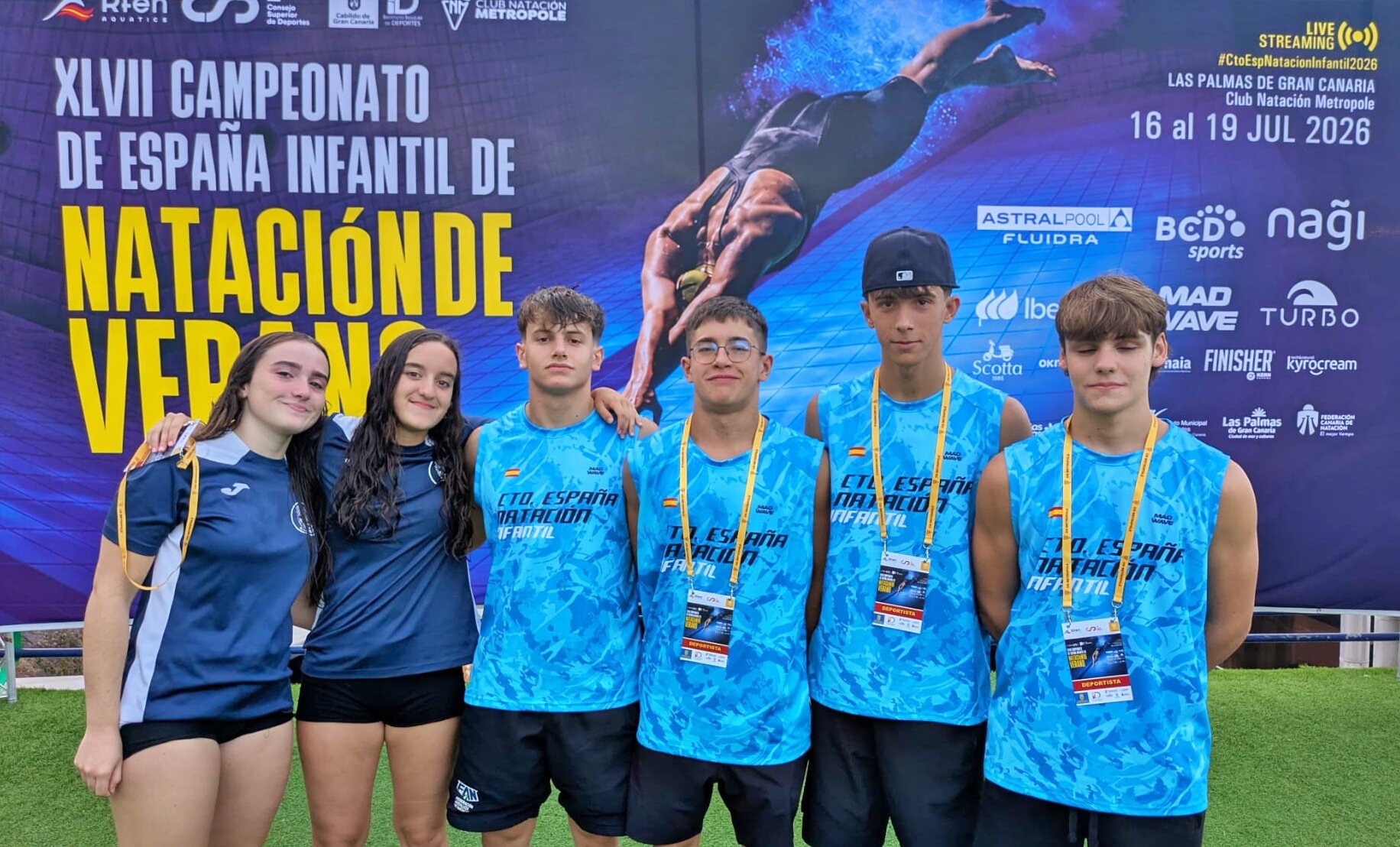 La cantera de Jaén desafía a los gigantes de la natación española
