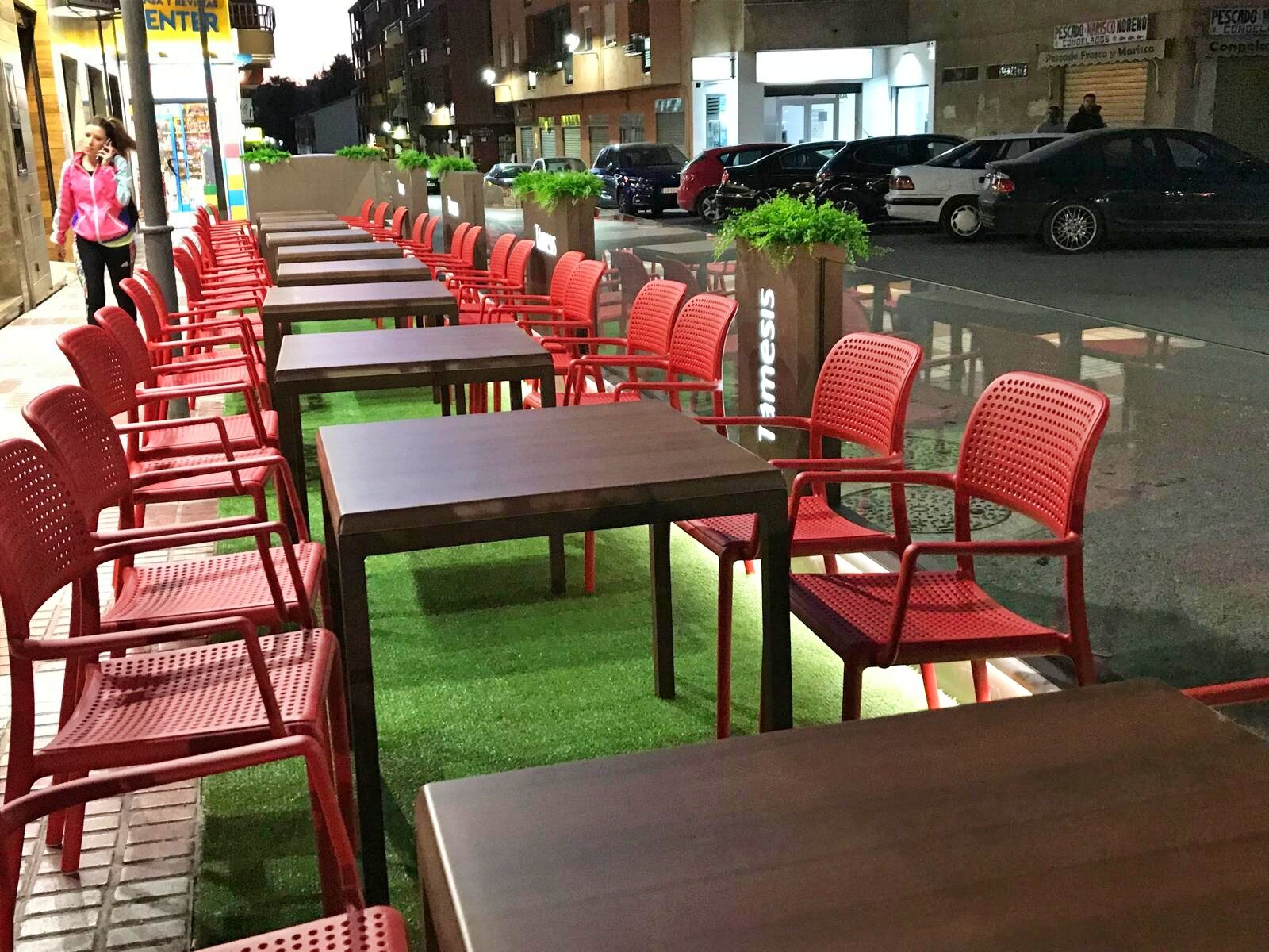 Preocupación en la hostelería jiennense por la prohibición de fumar en las terrazas: "Habrá costes económicos"