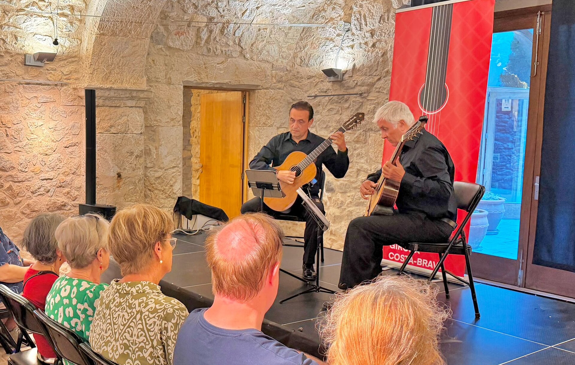 Muñoz y Manzano deslumbran en el Festival Internacional de Guitarra de Girona