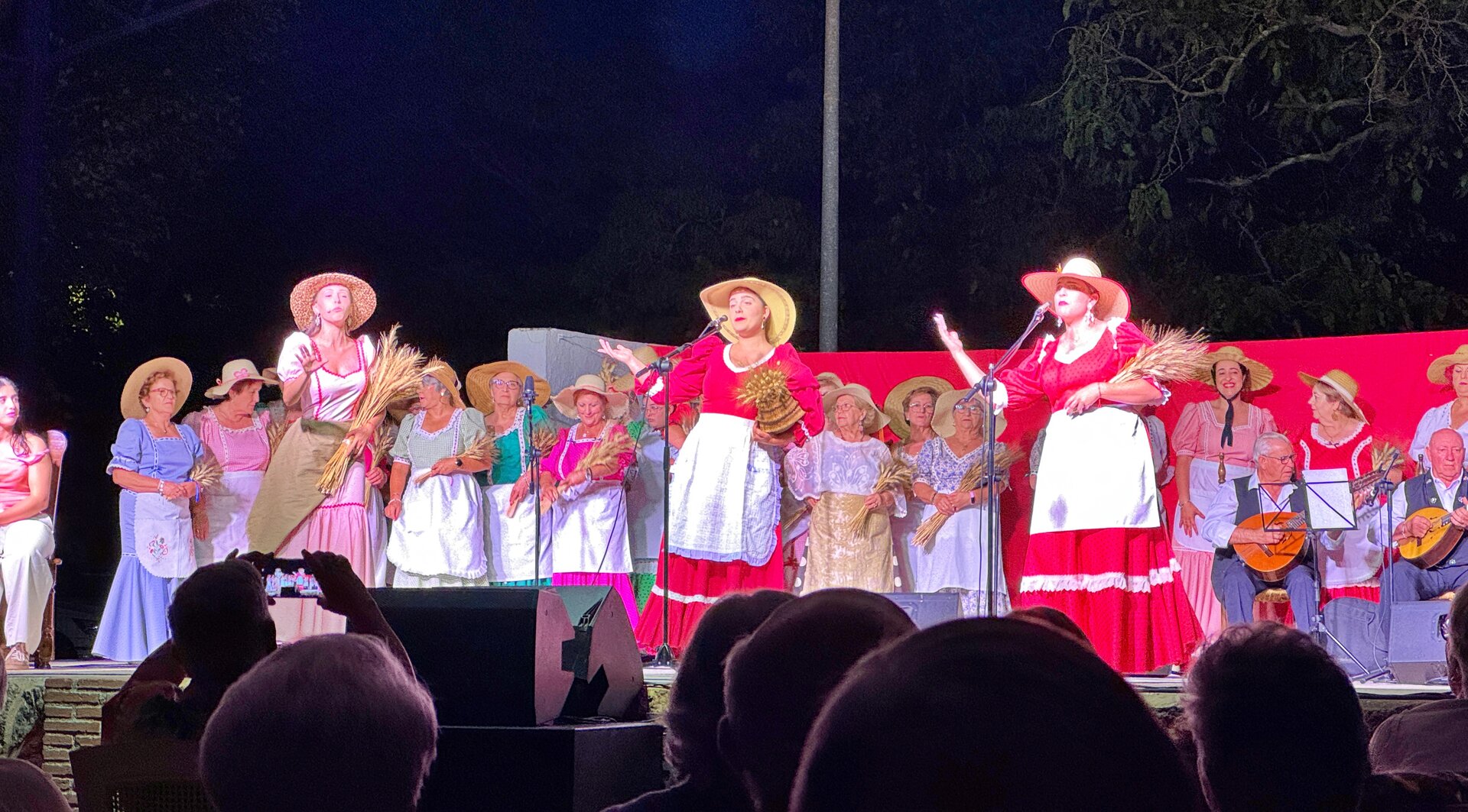 El Coro y Rondalla de Frailes firma un homenaje sobresaliente a la zarzuela
