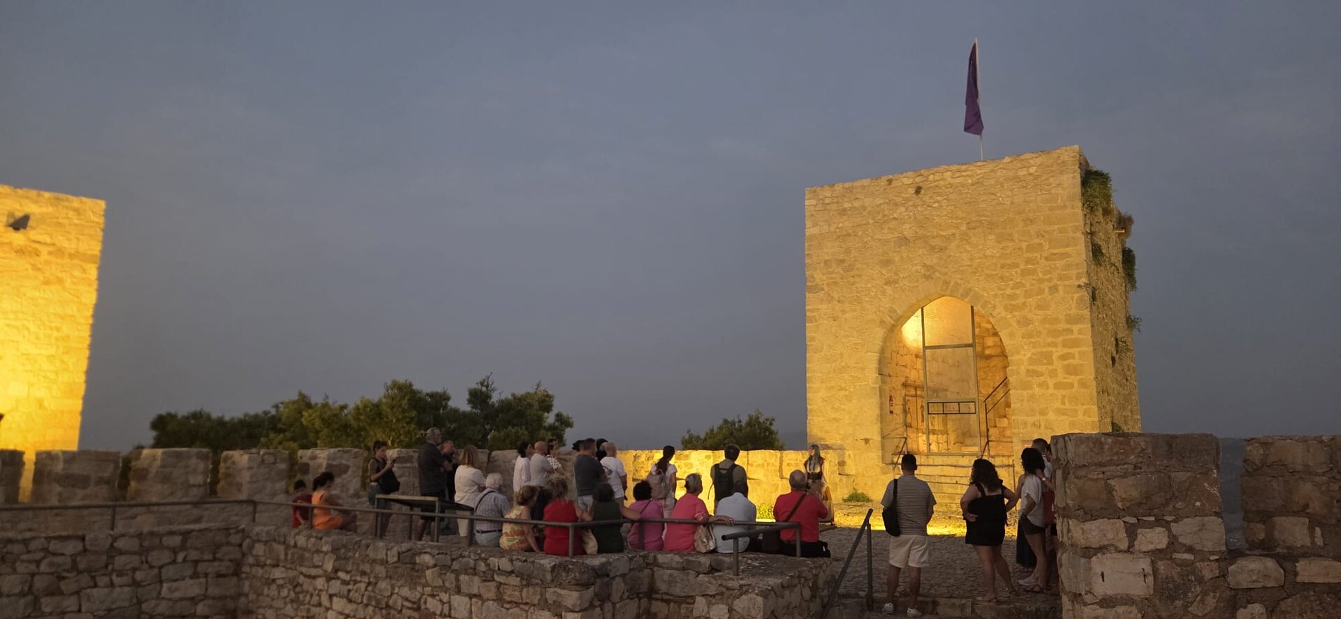 La cultura toma la noche para escapar del calor