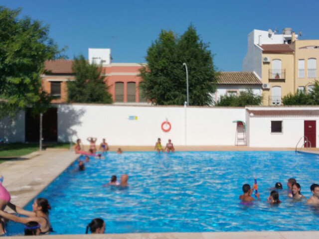 Lopera cierra temporalmente su piscina municipal por "una incidencia higiénico-sanitaria"