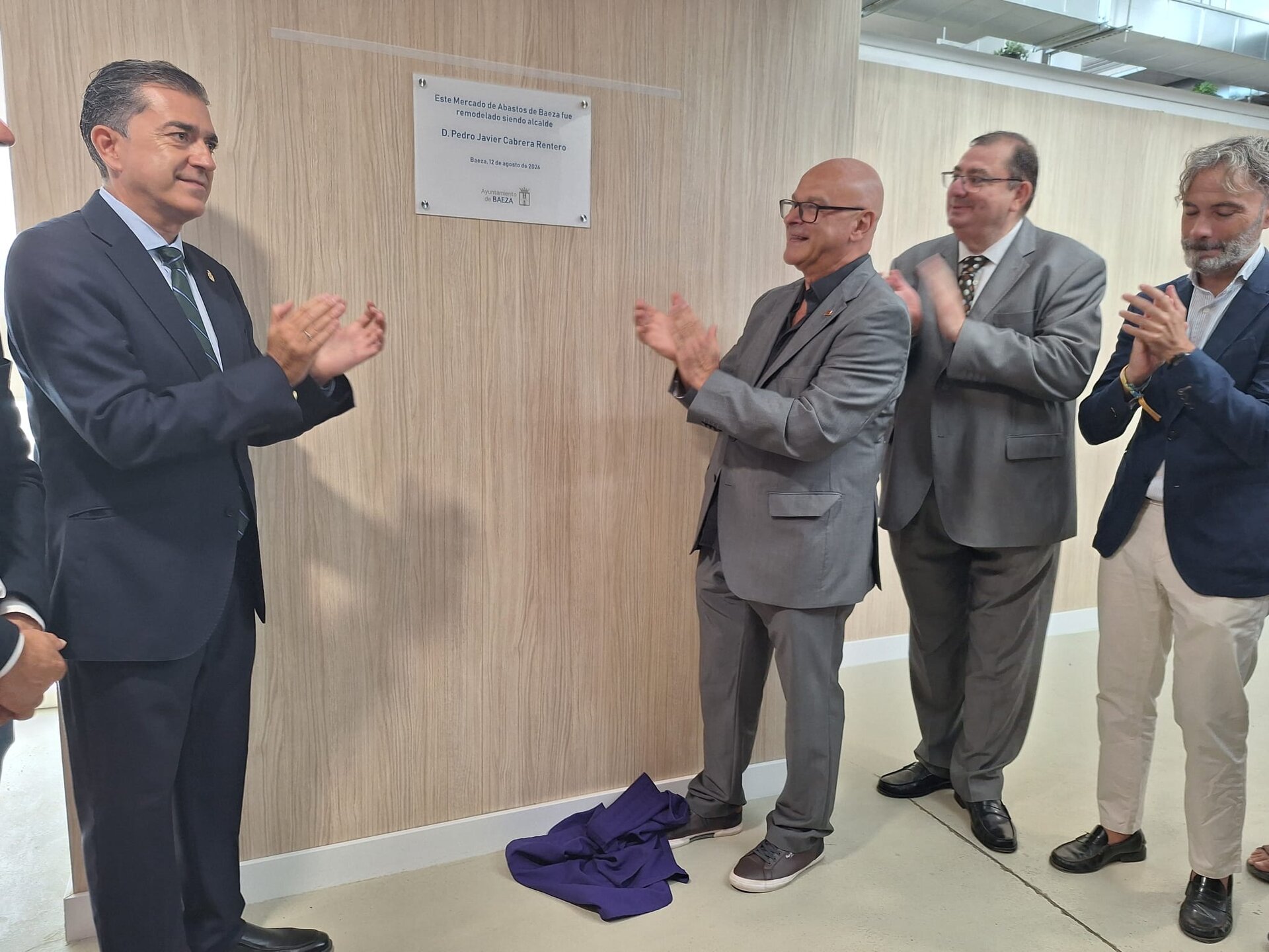 Baeza estrena su remodelado mercado de abastos 