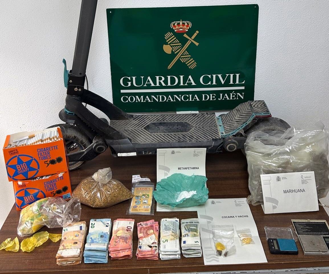 Desmantelado un punto de venta de droga en Torreblascopedro