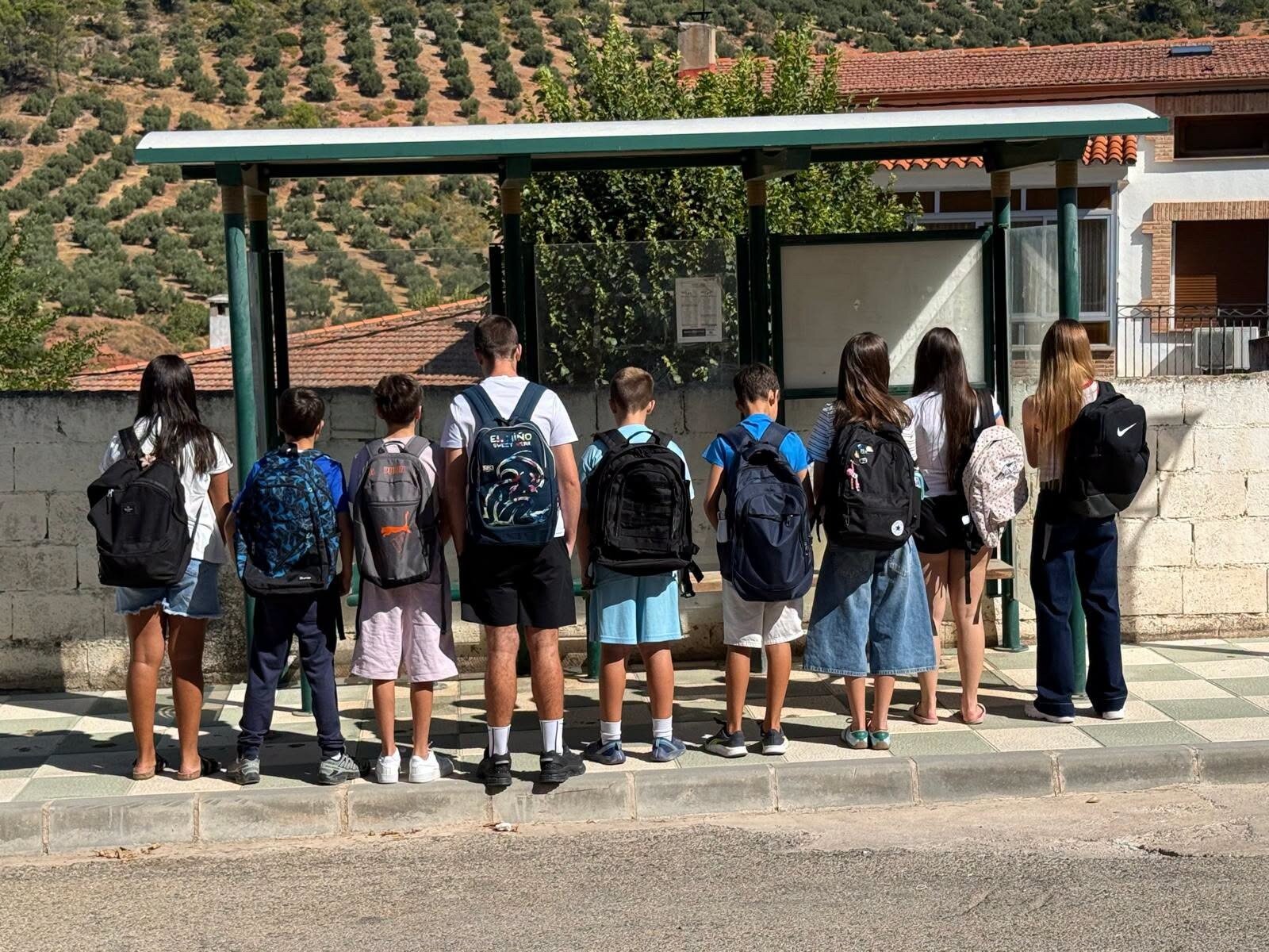 Más de 600 estudiantes recuperan ya el transporte escolar en la provincia de Jaén