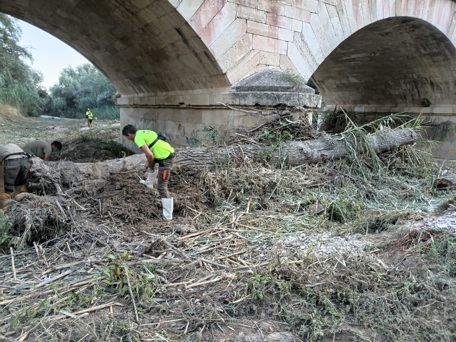 El plan de los ríos prevé comprar viviendas para abrir paso al colector de Los Puentes