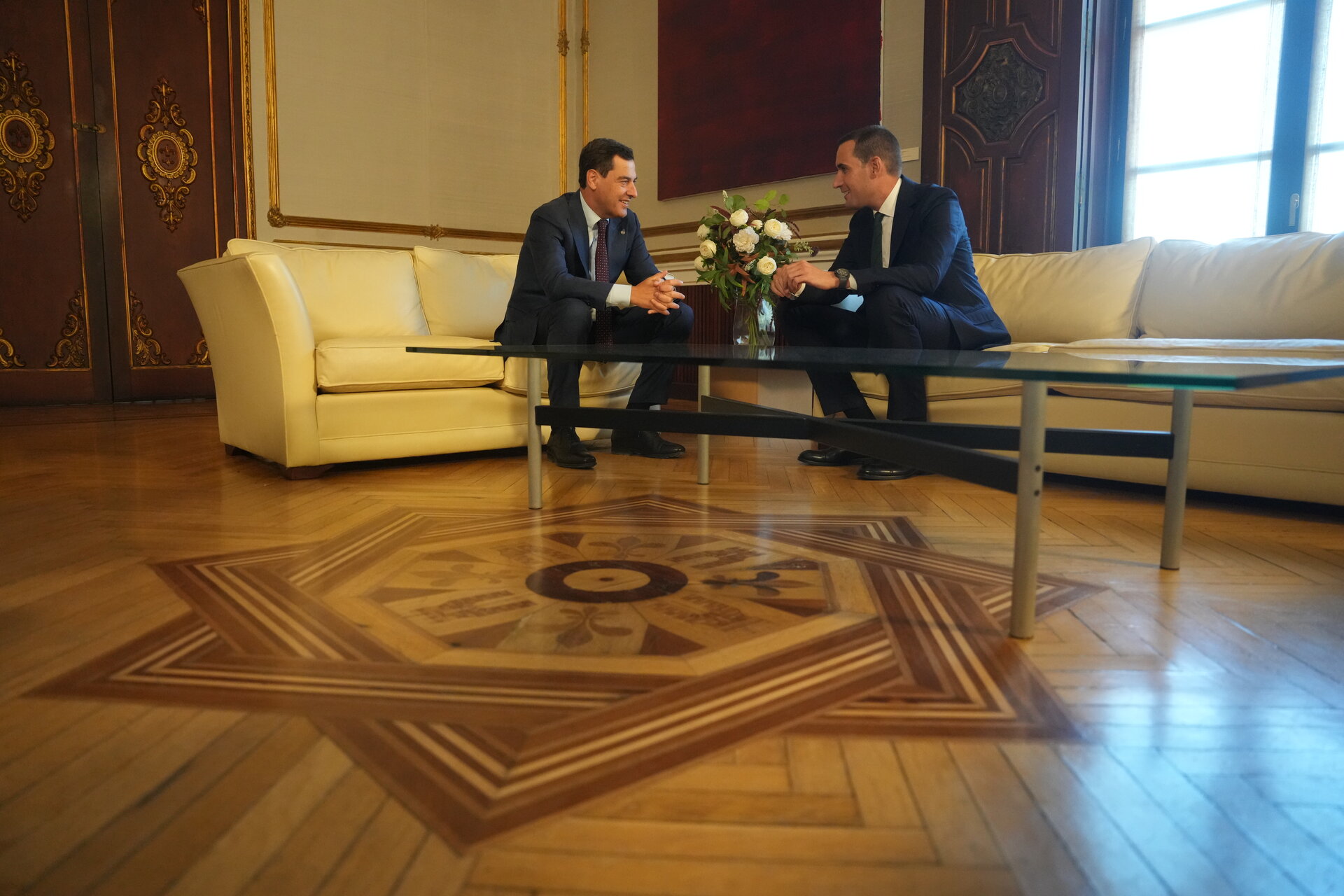 Latorre reclama a Moreno soluciones para el transporte escolar, la vivienda y las infraestructuras de Jaén