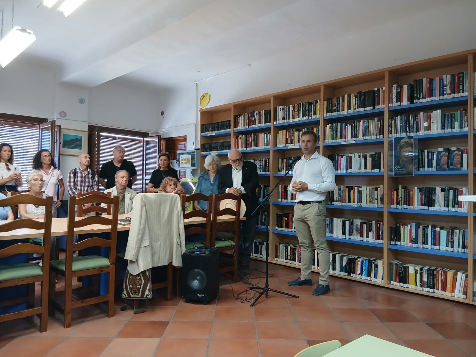 Capileira homenajea a la jiennense Pilar Palazón y da su nombre a la biblioteca municipal