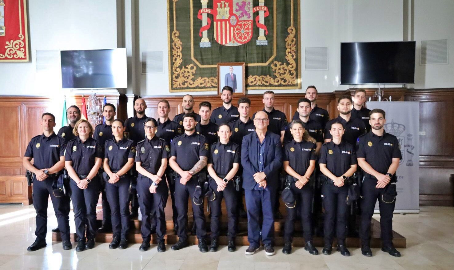 Veinte policías nacionales en prácticas se incorporan a las comisarías de Jaén y Linares